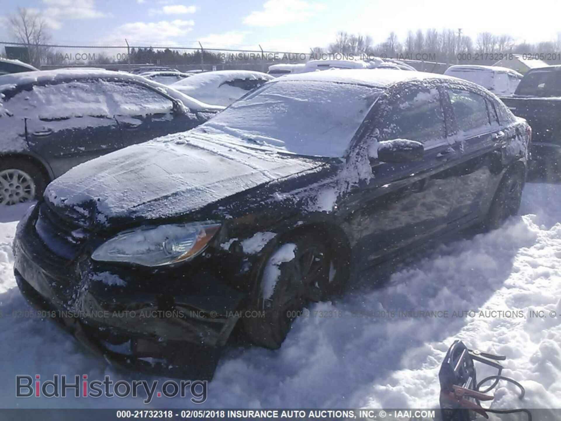 2012 Chrysler 200 - VIN: 1C3CCBBB5CN189819 - Photo 2