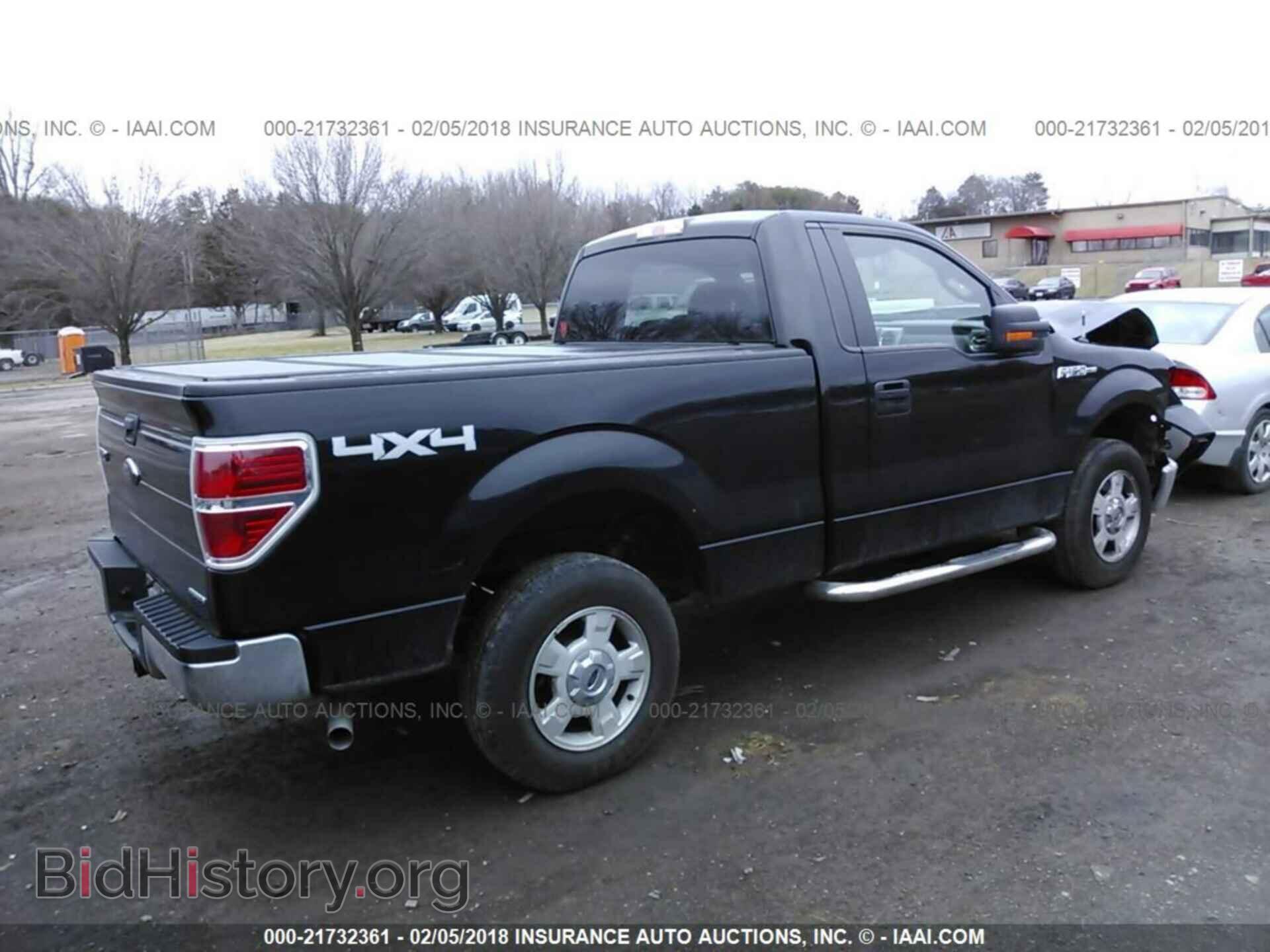 2014 Ford F150 - VIN: 1FTMF1EM9EKF44882 - Фото 4