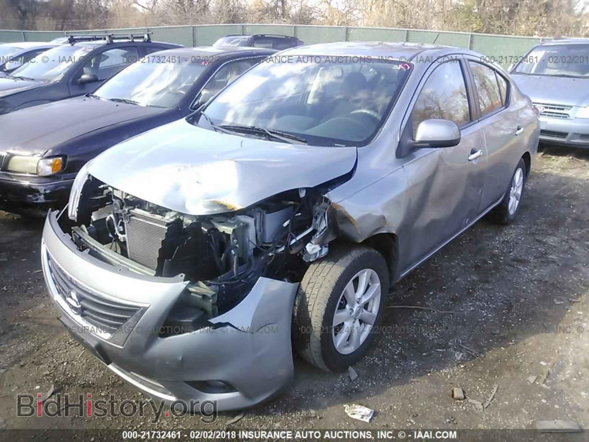 2012 Nissan Versa - VIN: 3N1CN7AP2CL818942 - Фото 2