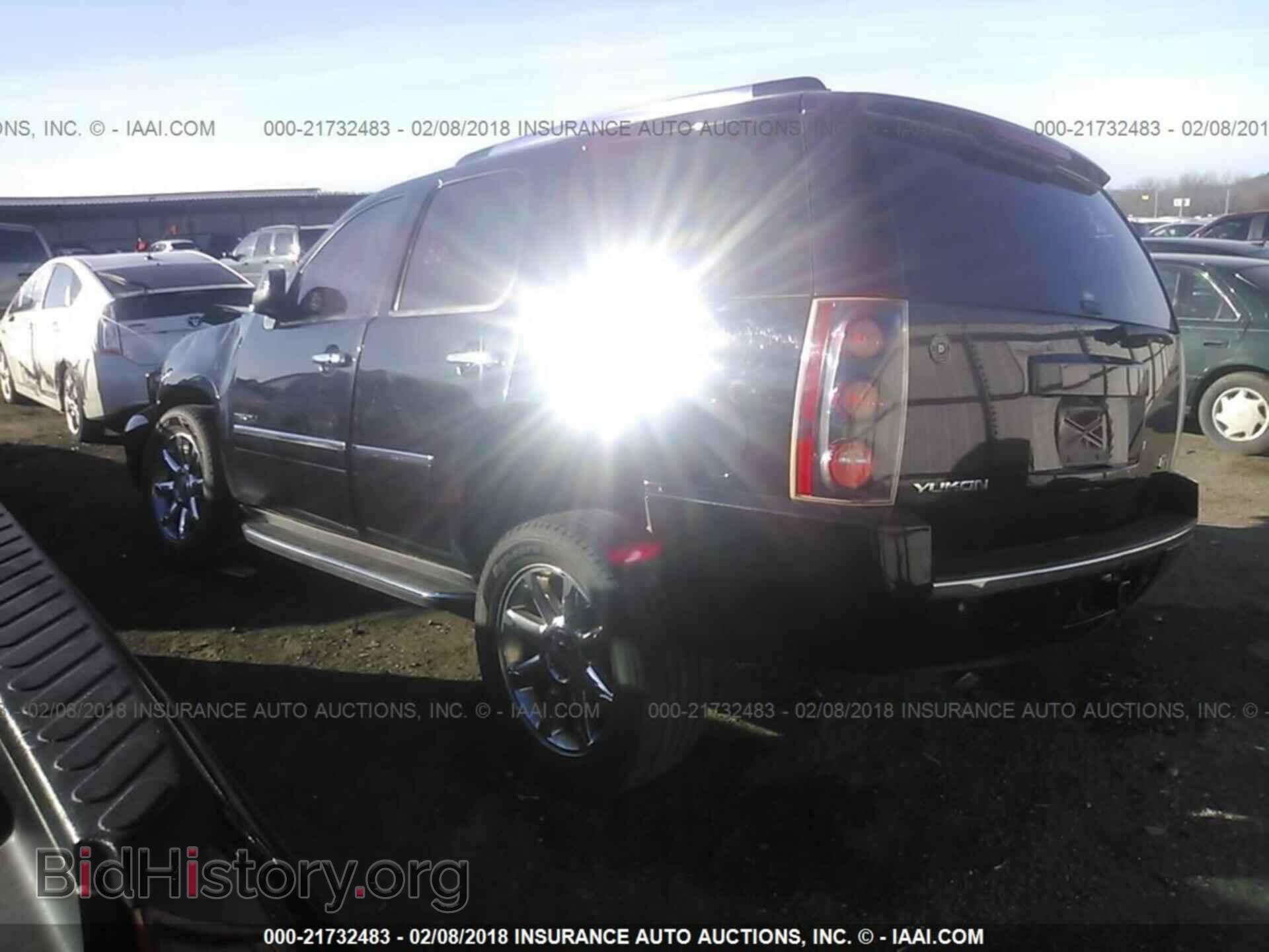 2014 Gmc Yukon - VIN: 1GKS2EEF2ER146355 - Фото 3