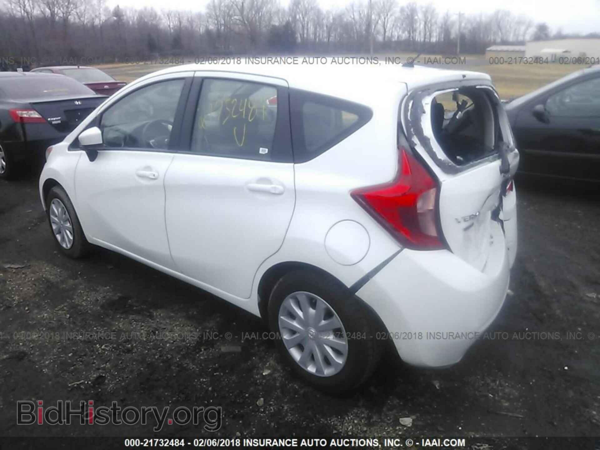 2015 Nissan Versa note - VIN: 3N1CE2CP1FL438141 - Фото 3