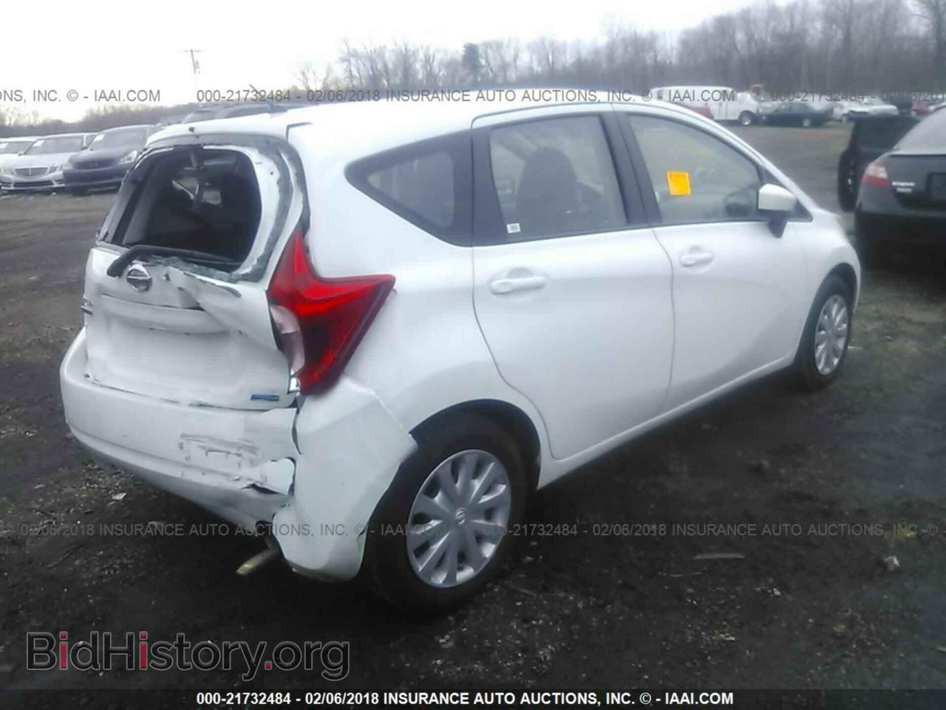 2015 Nissan Versa note - VIN: 3N1CE2CP1FL438141 - Фото 4