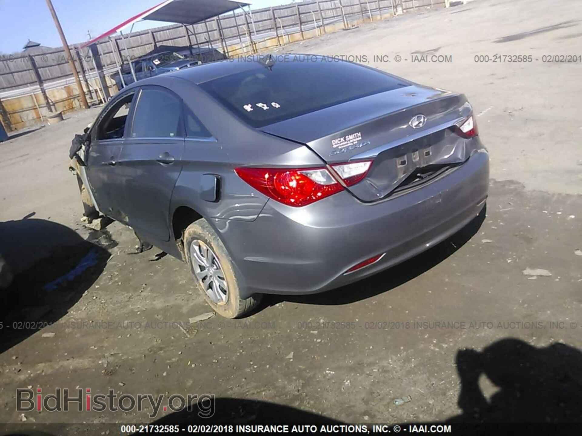 2012 Hyundai Sonata - VIN: 5NPEB4AC6CH410325 - Фото 3