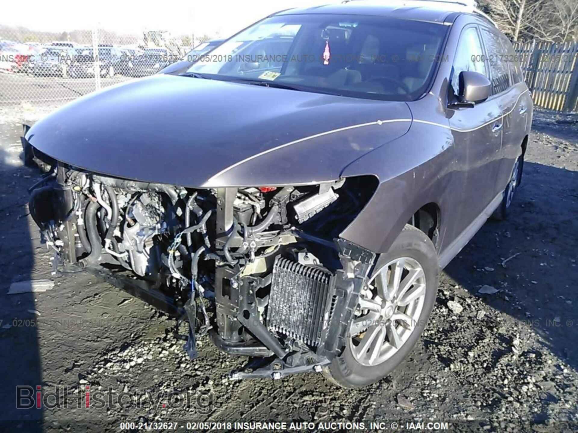 2016 Nissan Pathfinder - VIN: 5N1AR2MM6GC652435 - Фото 2