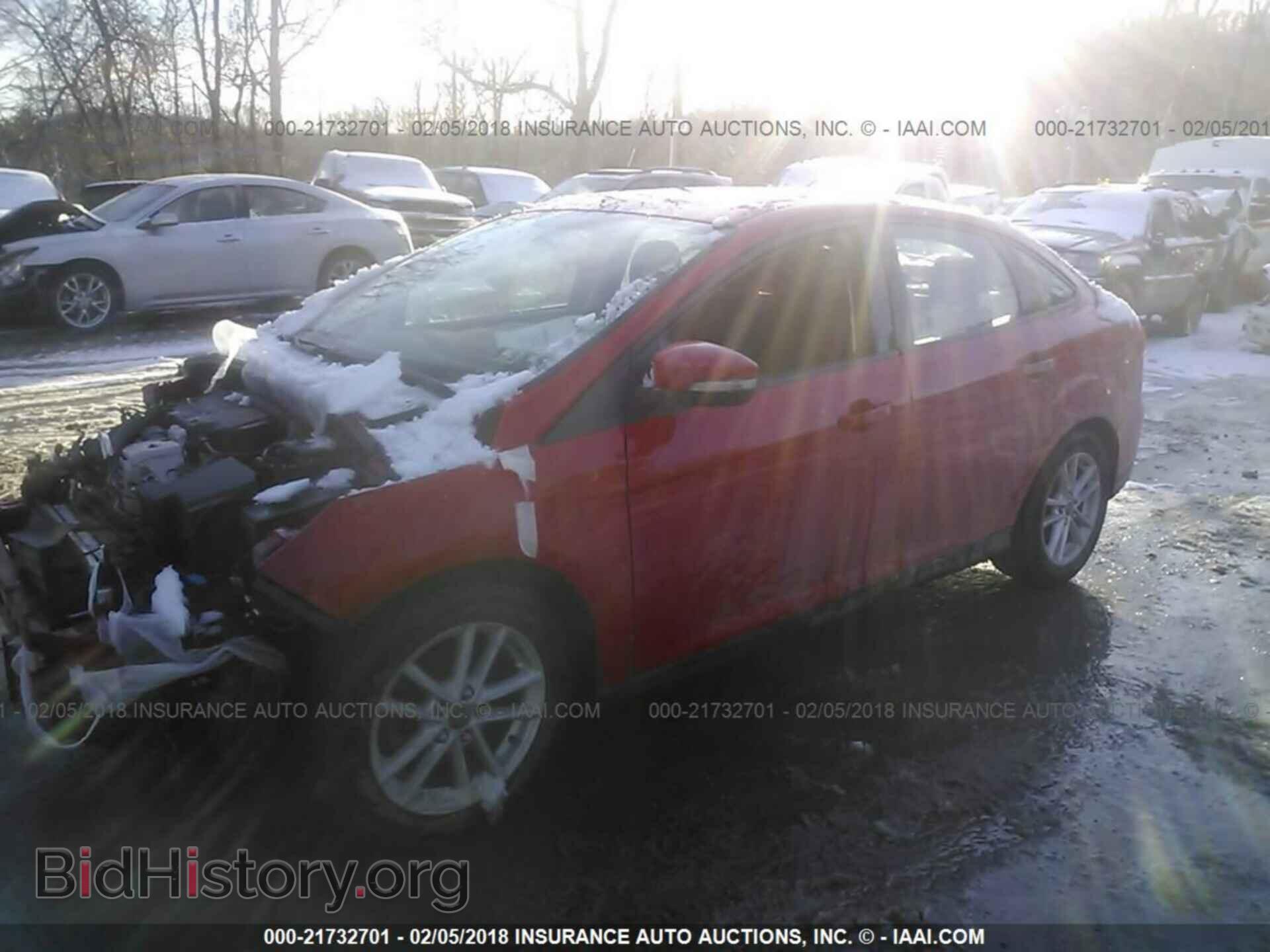 2015 Ford Focus - VIN: 1FADP3FE8FL292916 - Photo 2