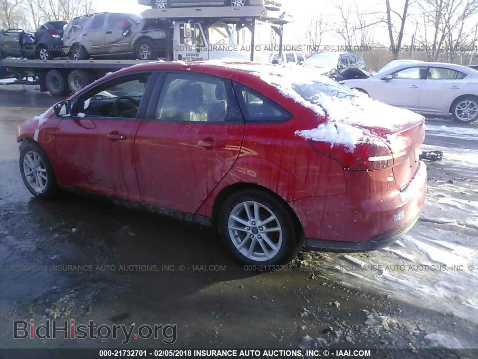 2015 Ford Focus - VIN: 1FADP3FE8FL292916 - Photo 3