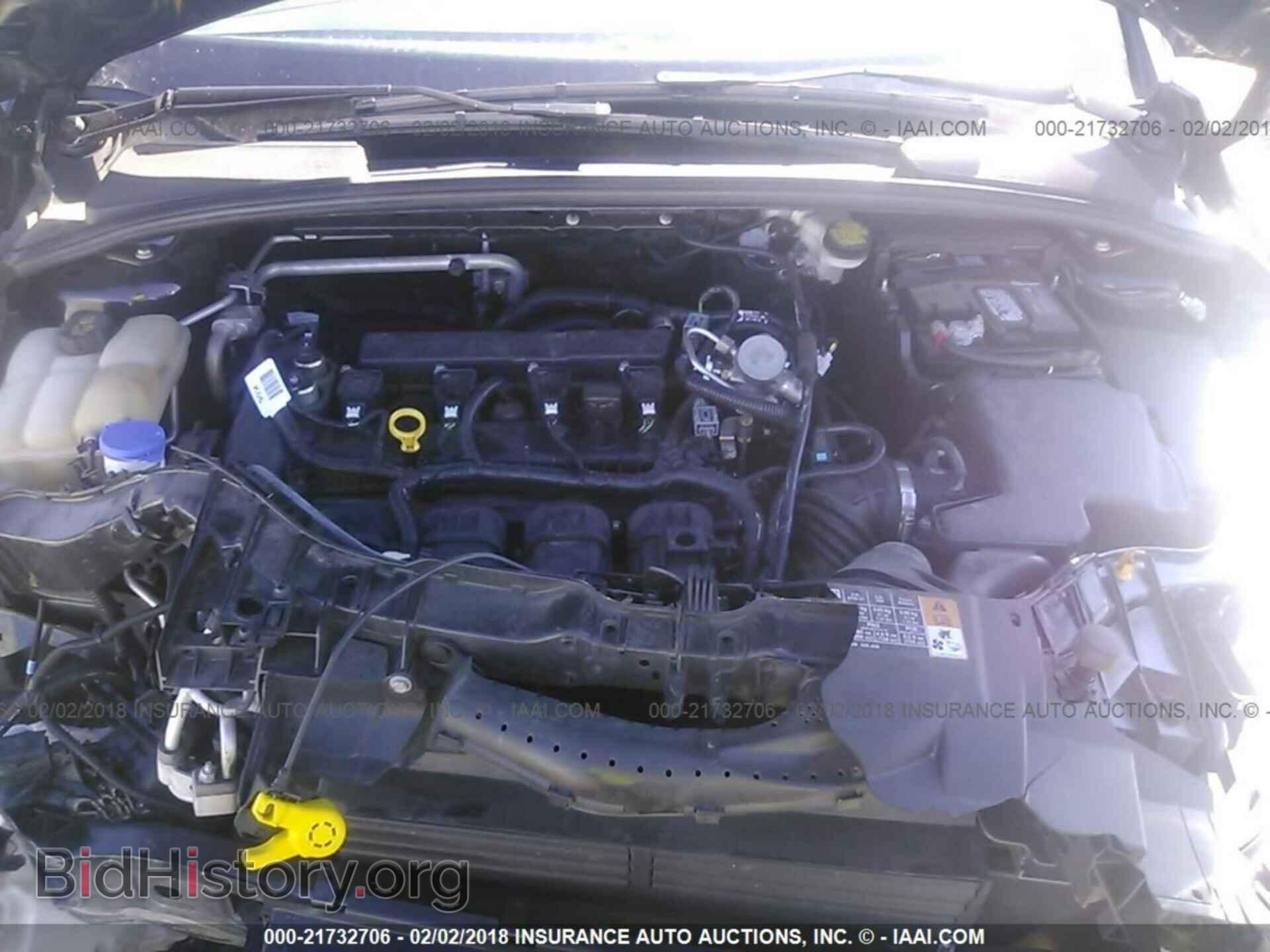 2016 Ford Focus - VIN: 1FADP3E21GL352589 - Photo 10
