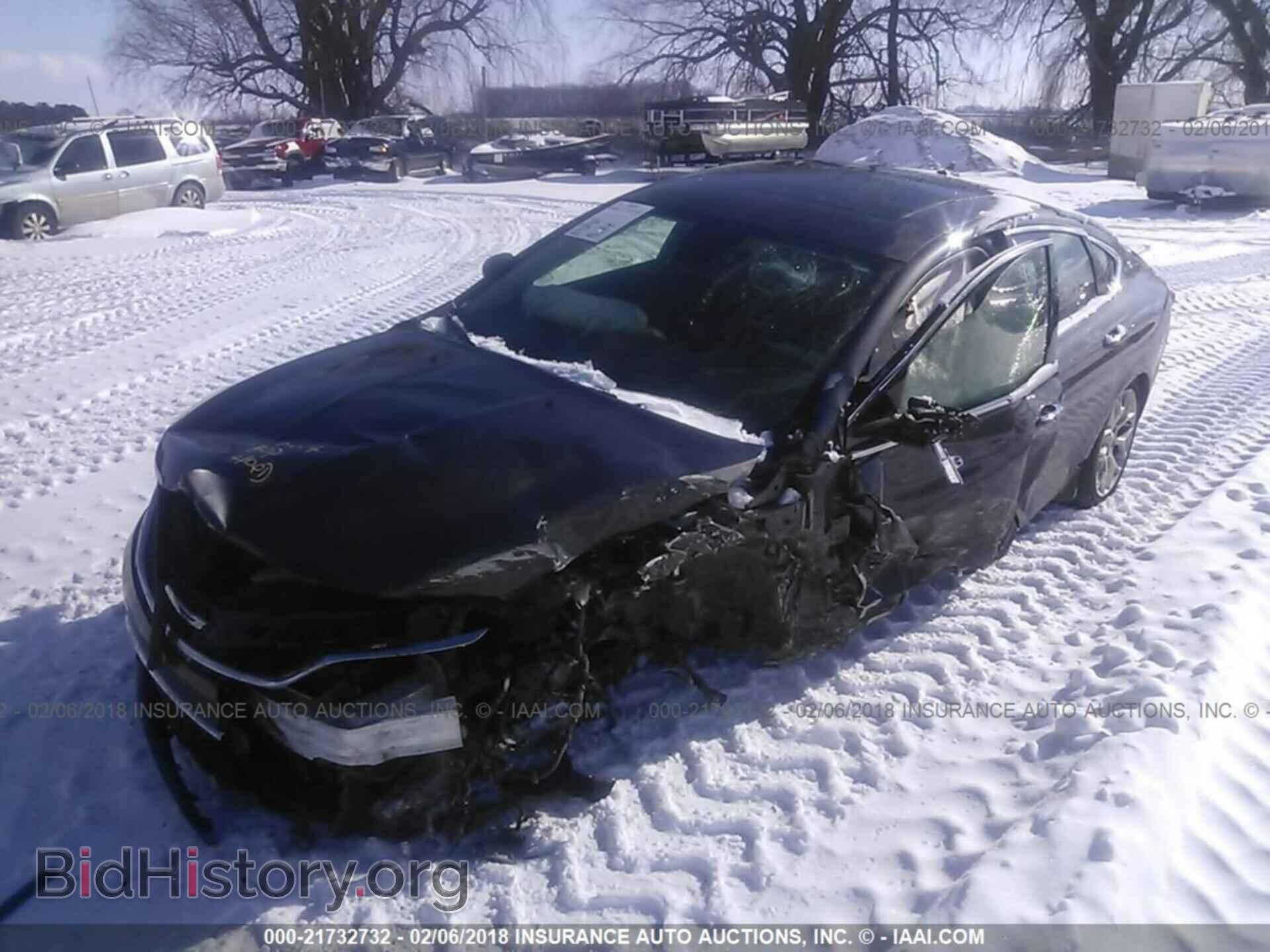 2015 Chrysler 200 - VIN: 1C3CCCEG2FN530434 - Фото 2