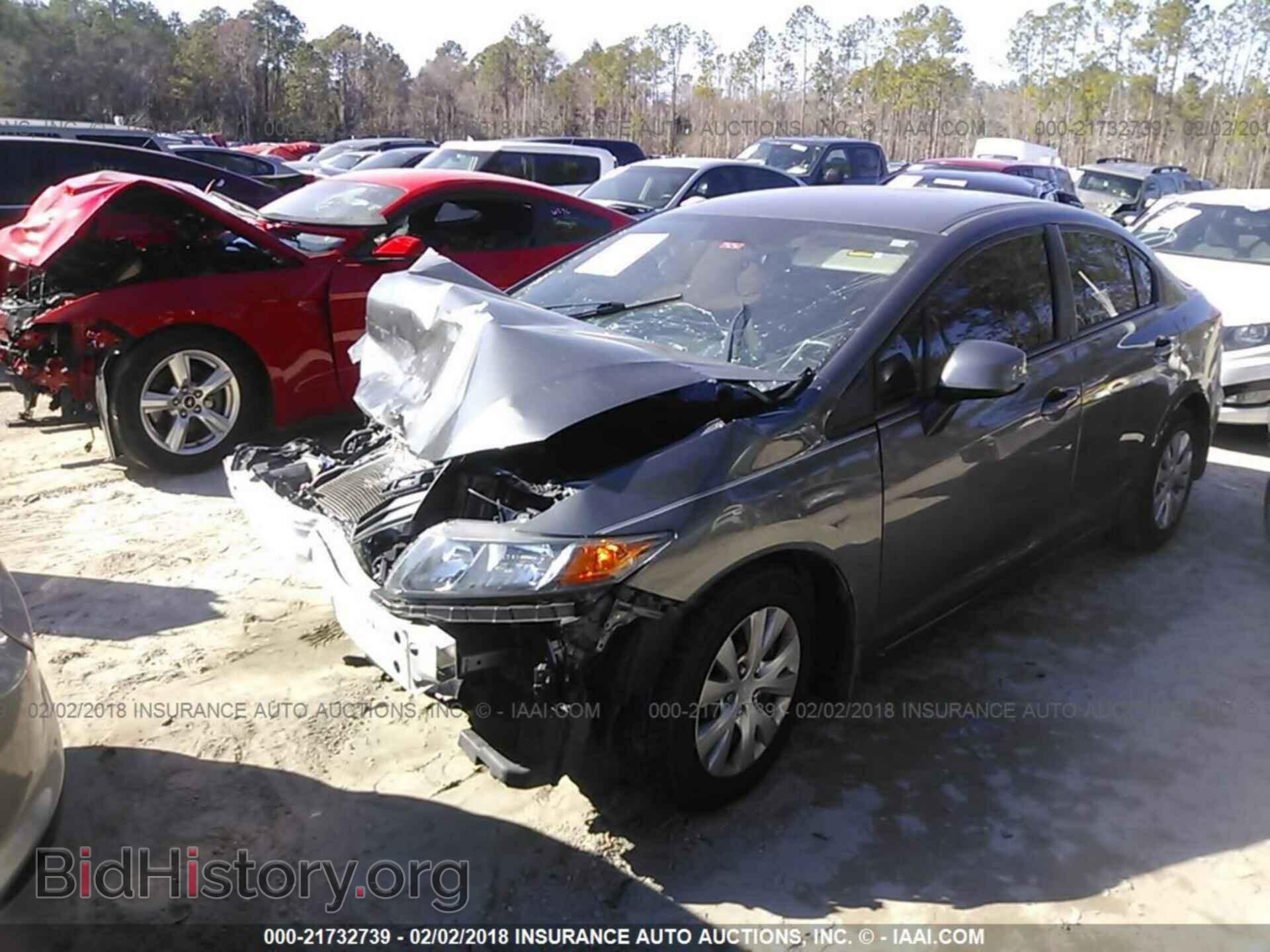2012 Honda Civic - VIN: 19XFB2F53CE032374 - Фото 2