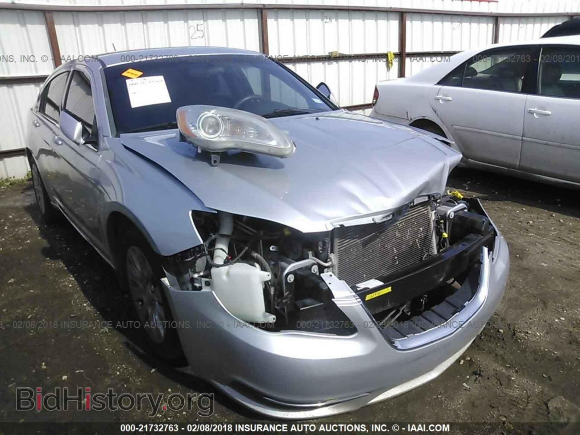 Фотография 1C3CCBAB6CN281572 - Chrysler 200 2012