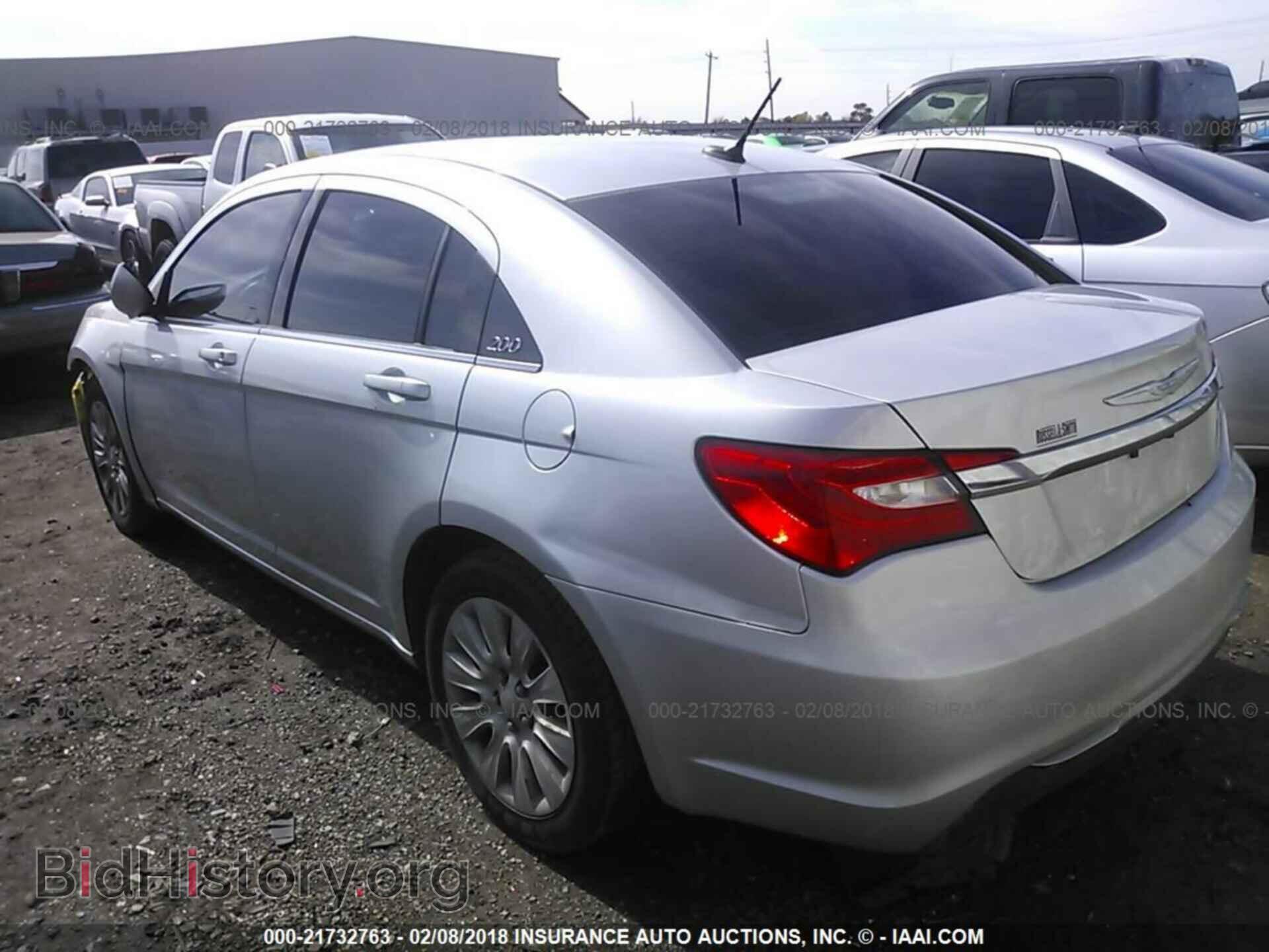 2012 Chrysler 200 - VIN: 1C3CCBAB6CN281572 - Фото 3
