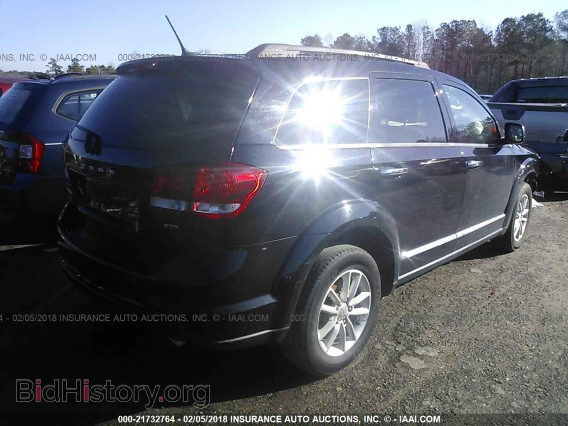 2014 Dodge Journey - VIN: 3C4PDCBGXET257322 - Фото 4