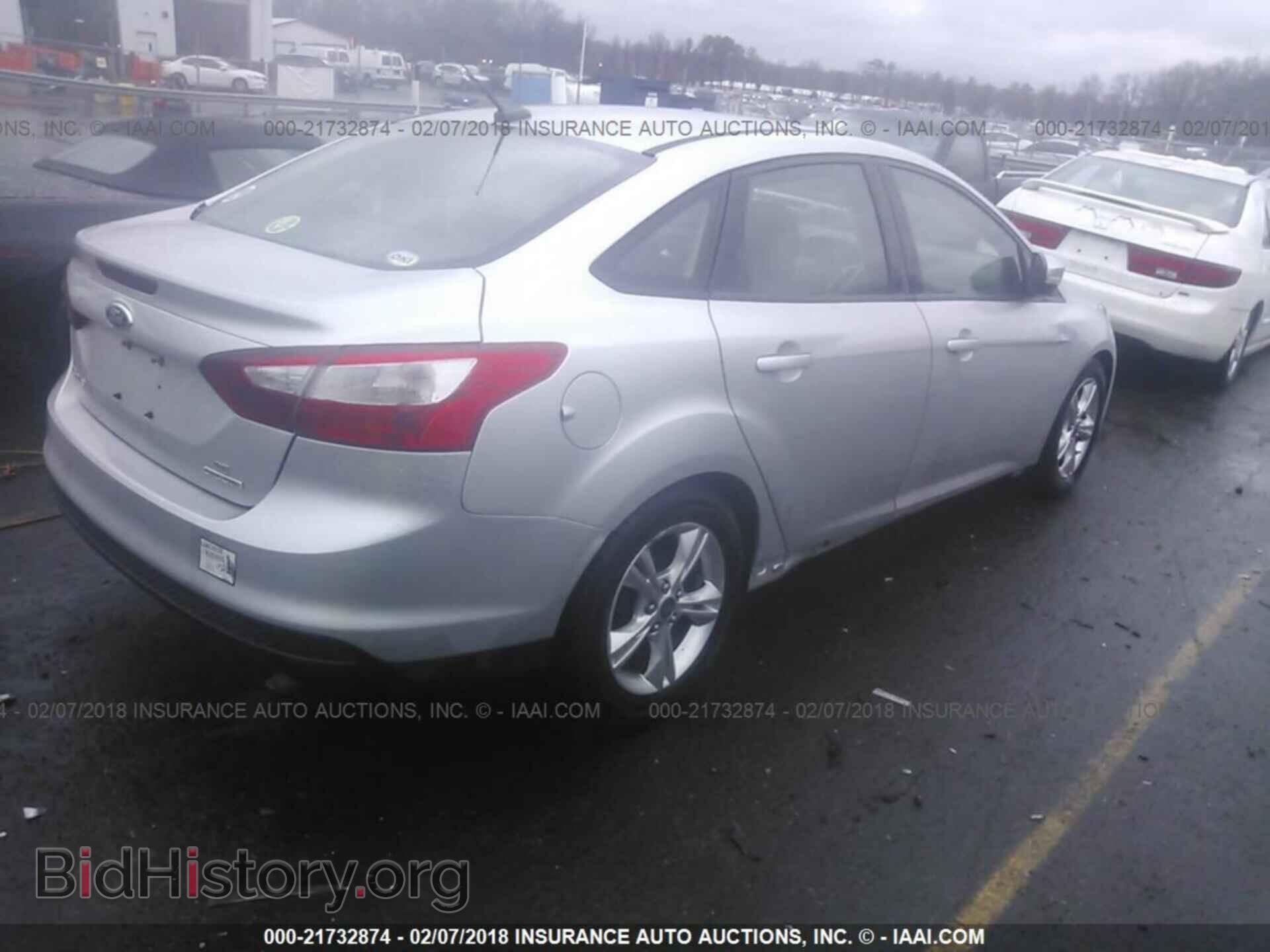 2014 Ford Focus - VIN: 1FADP3F27EL282401 - Фото 4