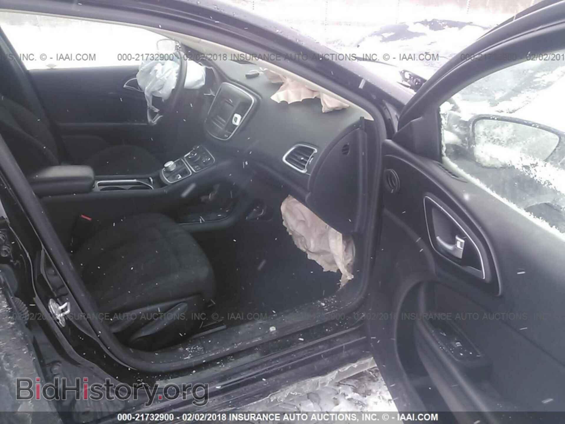 2015 Chrysler 200 - VIN: 1C3CCCAB2FN705288 - Photo 5