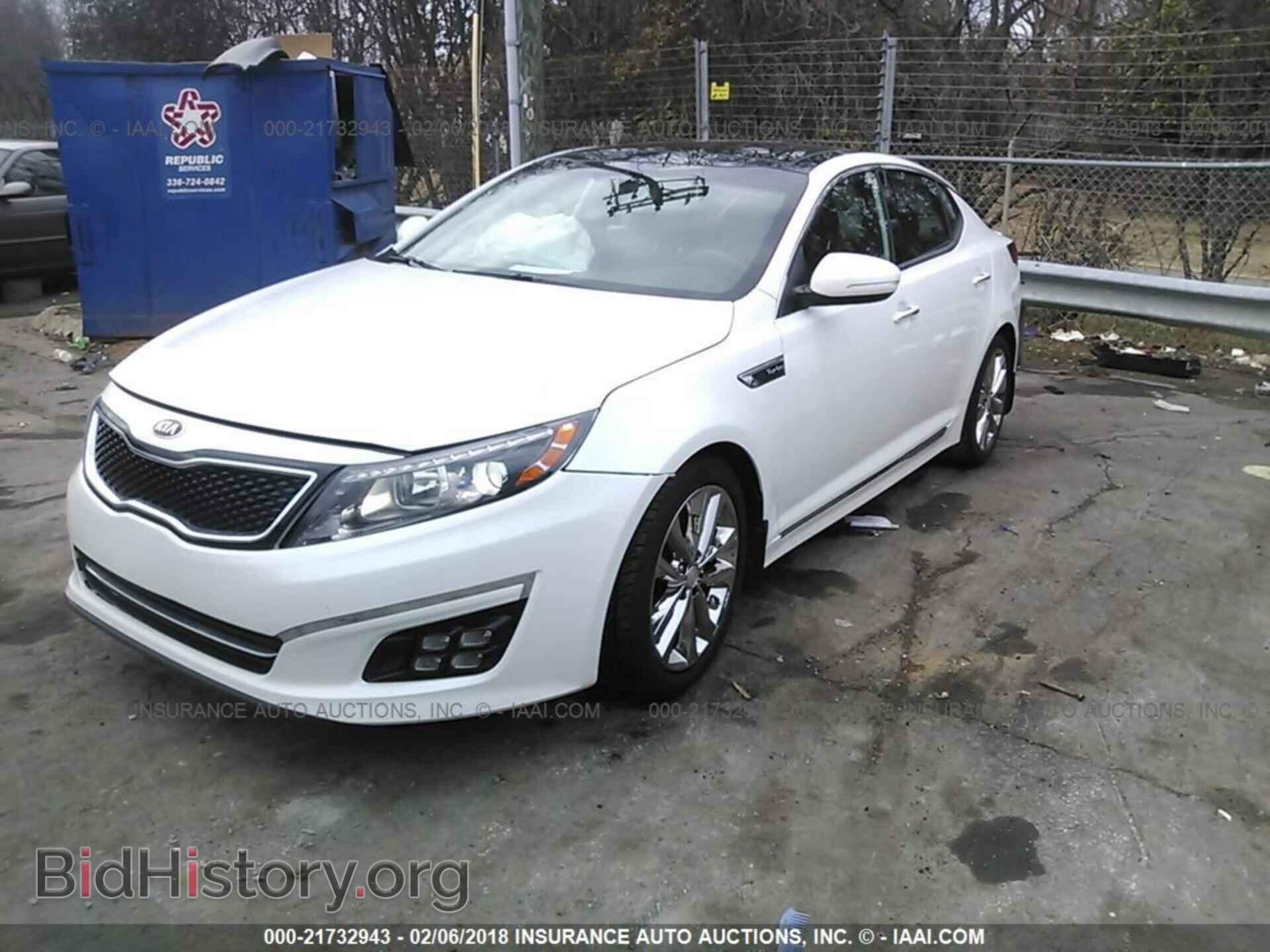 2015 Kia Optima - VIN: 5XXGR4A69FG408065 - Photo 2