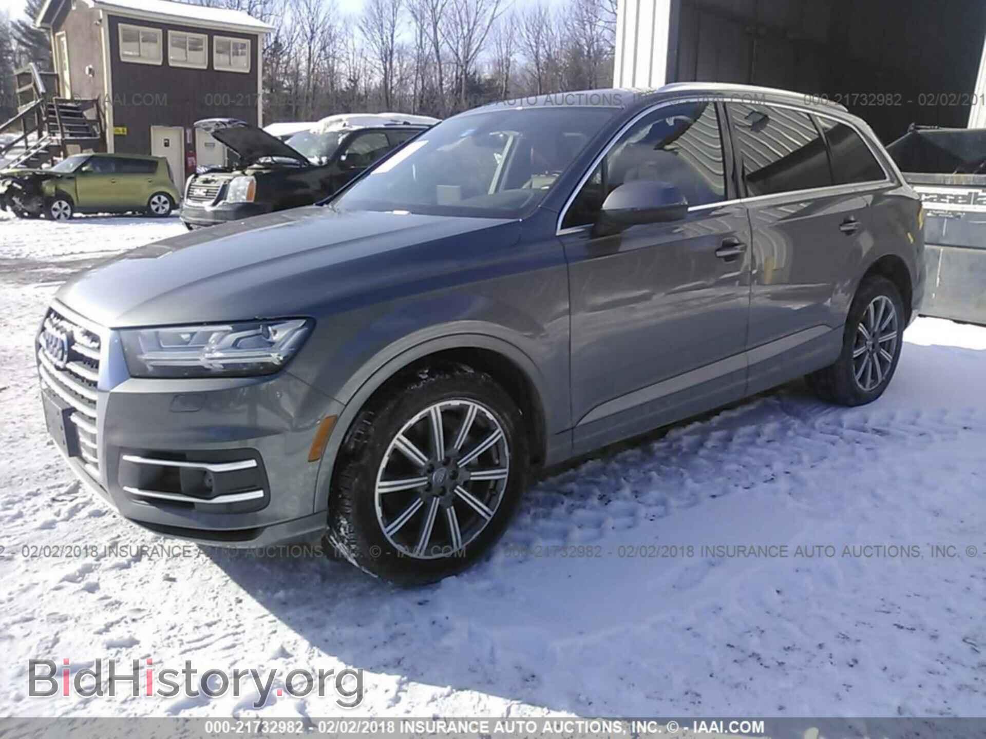 2017 Audi Q7 - VIN: WA1LAAF78HD041351 - Фото 2