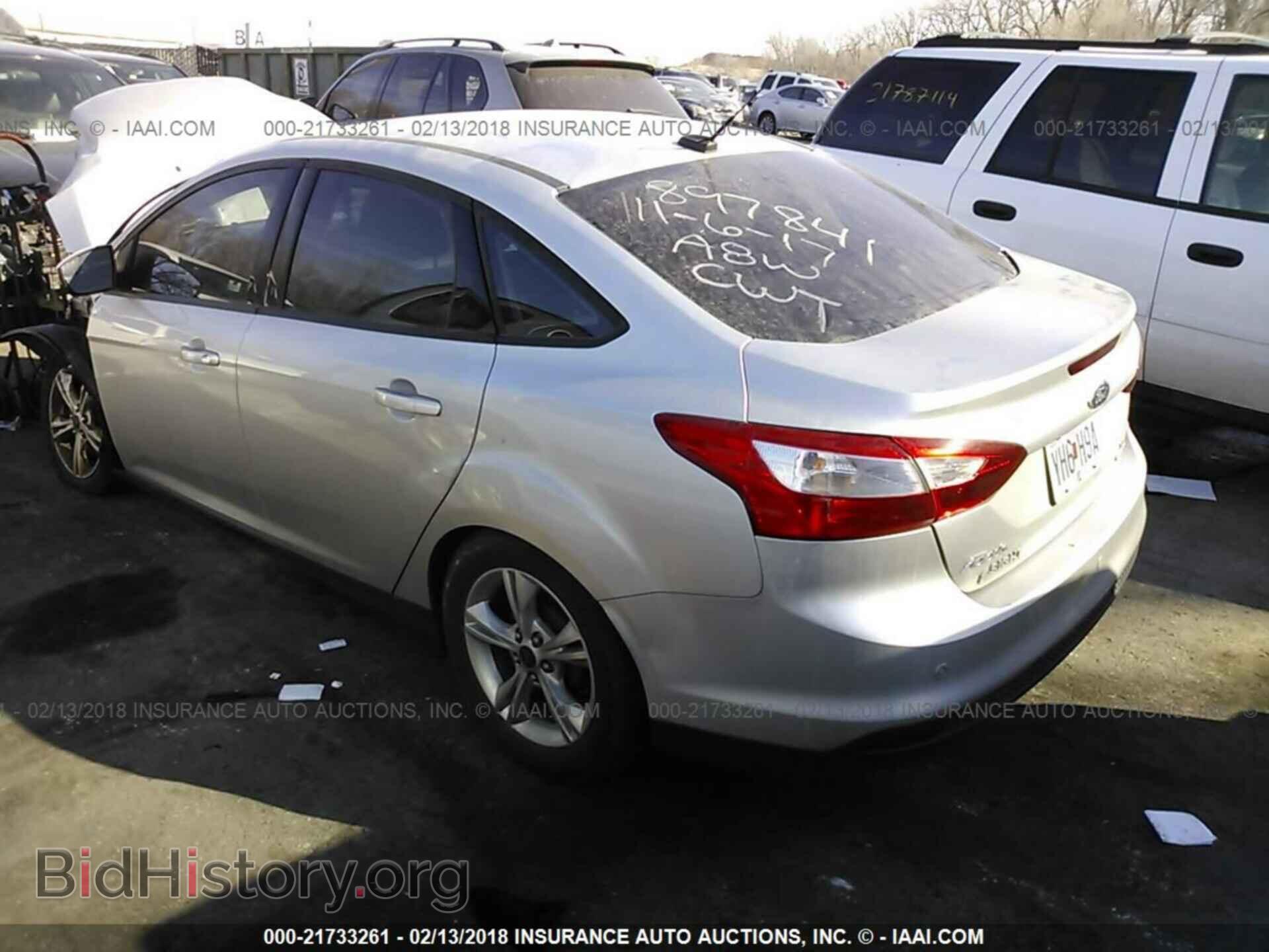 2014 Ford Focus - VIN: 1FADP3F29EL208820 - Photo 3