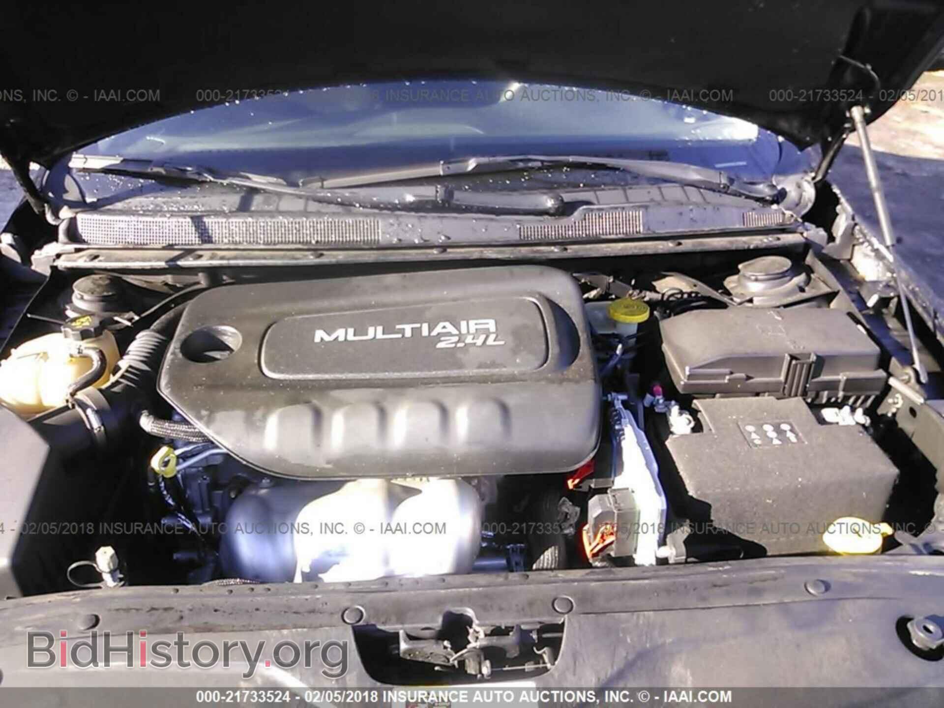 2016 Chrysler 200 - VIN: 1C3CCCAB6GN103835 - Photo 10