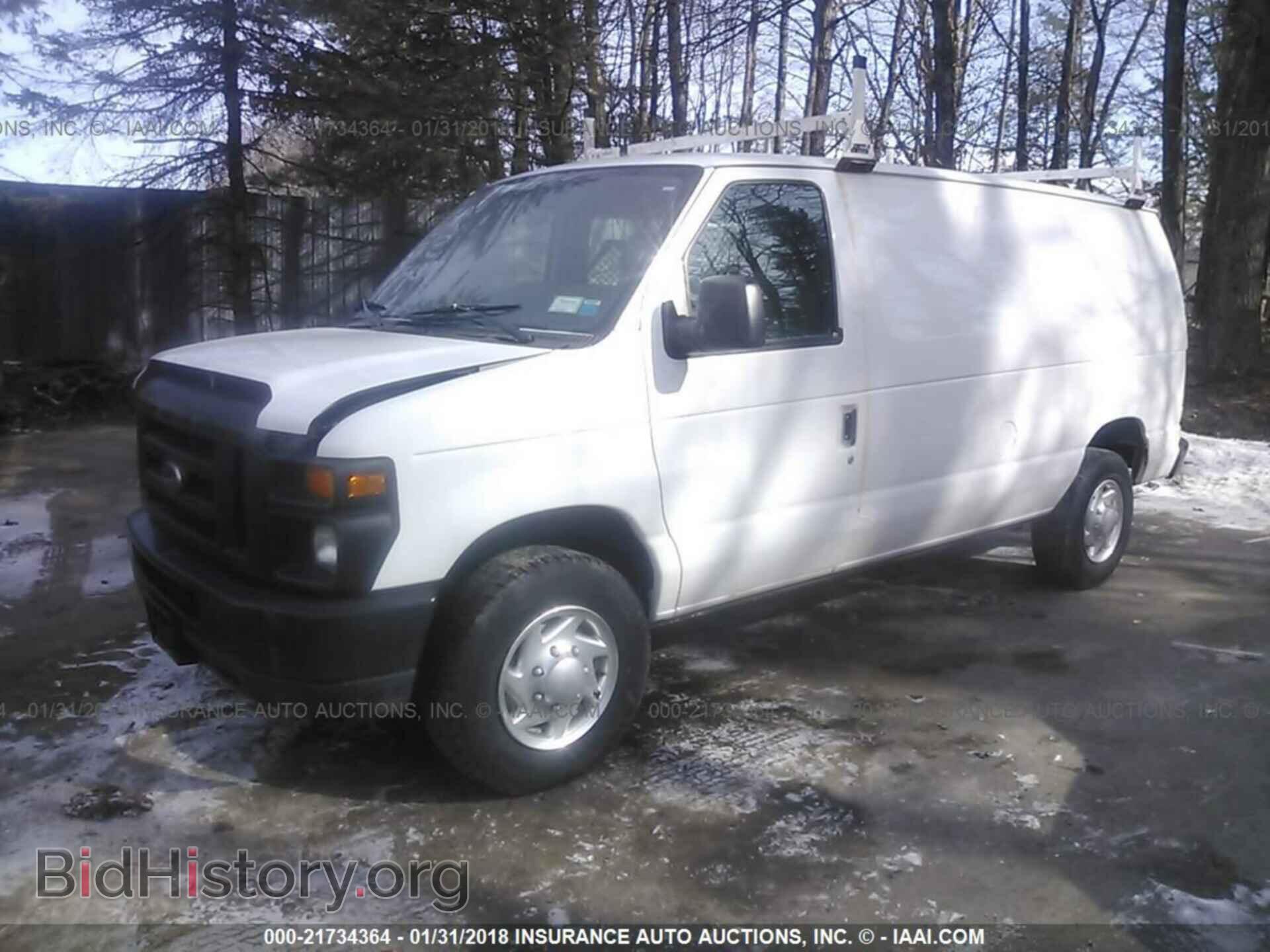 2011 Ford Econoline - VIN: 1FTNE2EL0BDA65660 - Photo 2