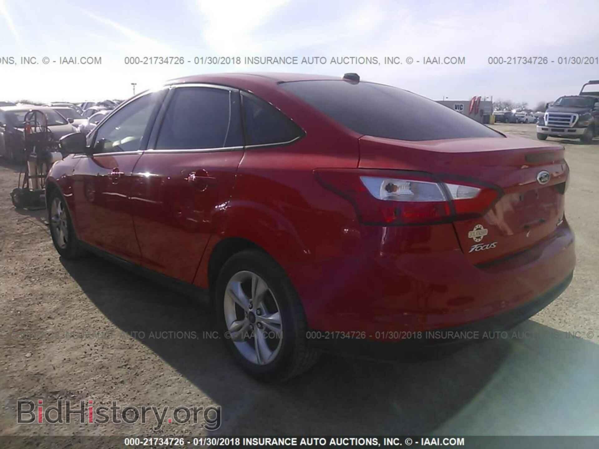 2013 Ford Focus - VIN: 1FADP3F24DL201563 - Photo 3