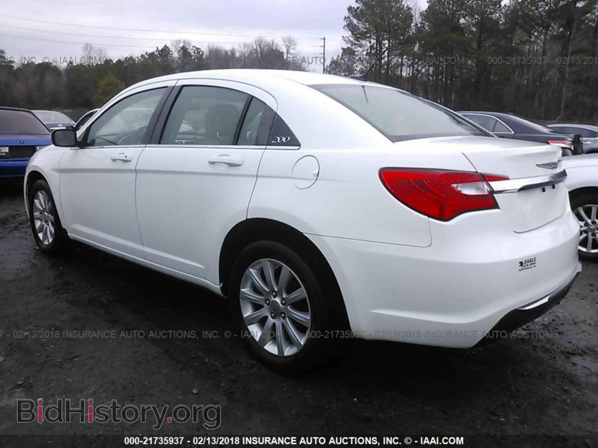 2013 Chrysler 200 - VIN: 1C3CCBBB3DN690029 - Photo 3