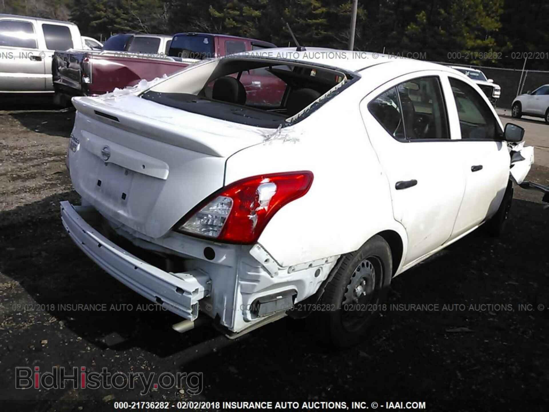 2017 Nissan Versa - VIN: 3N1CN7AP3HL867347 - Photo 4