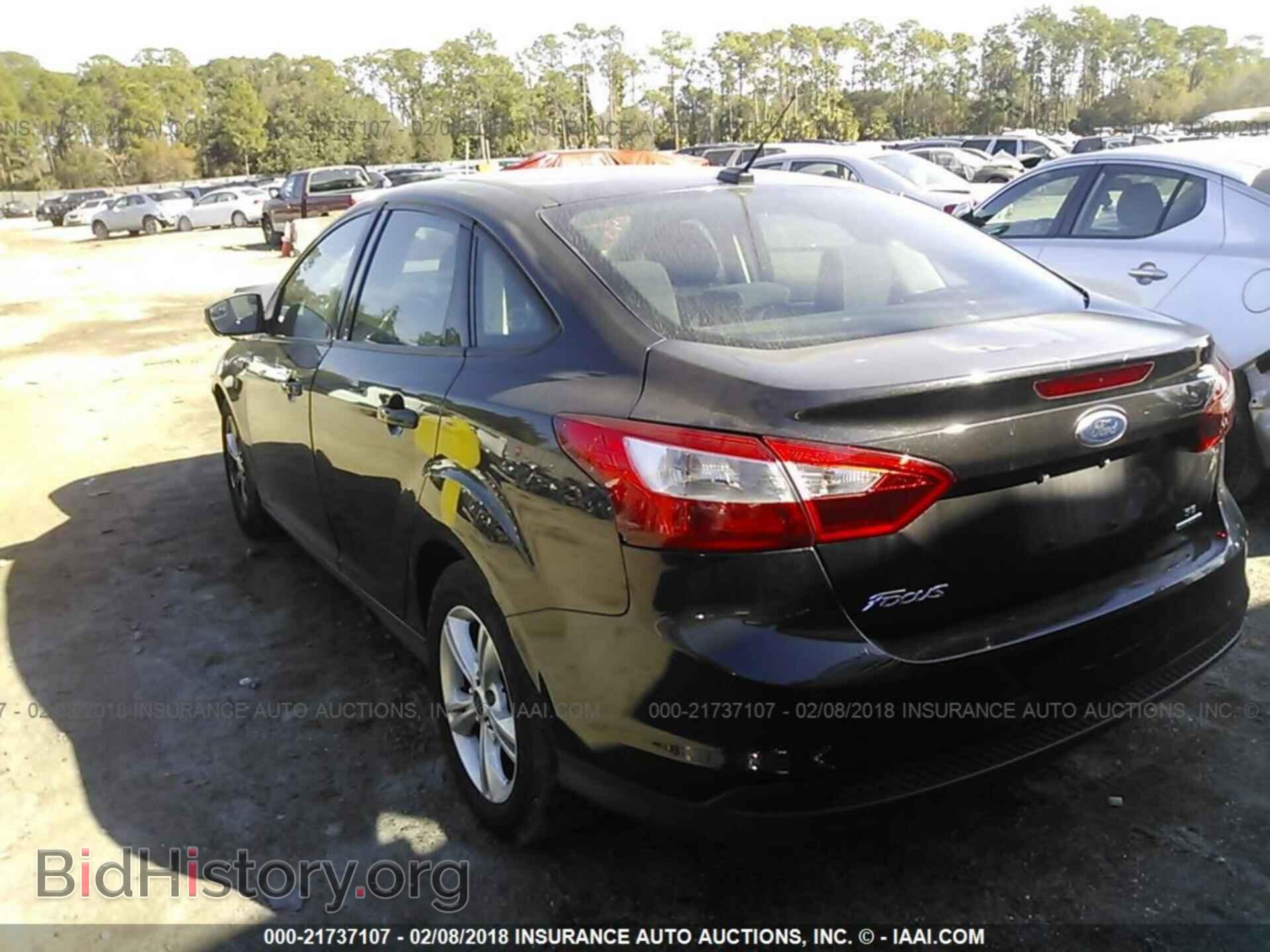 2013 Ford Focus - VIN: 1FADP3F24DL252948 - Фото 3