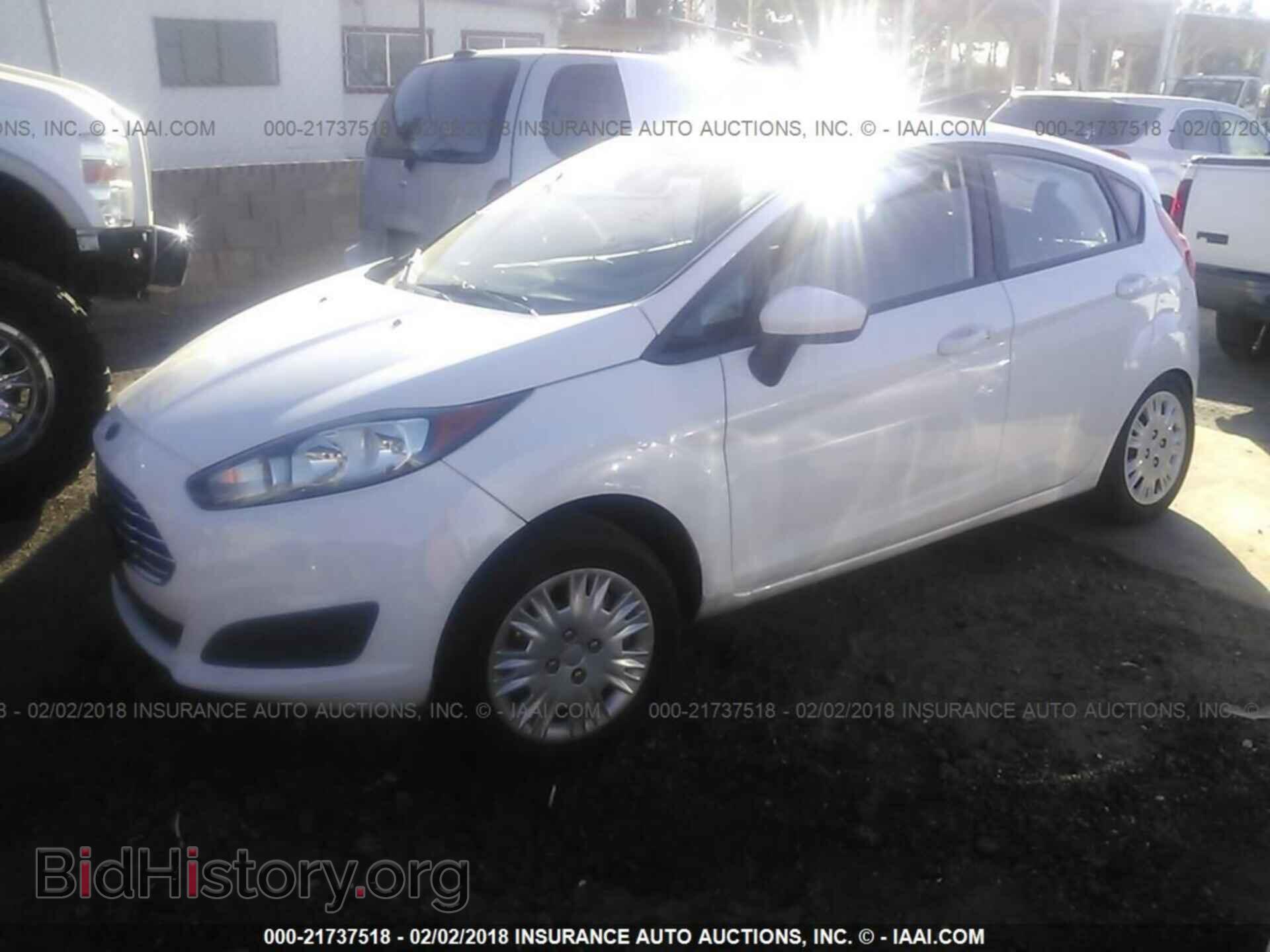 2014 Ford Fiesta - VIN: 3FADP4TJ7EM123328 - Фото 2