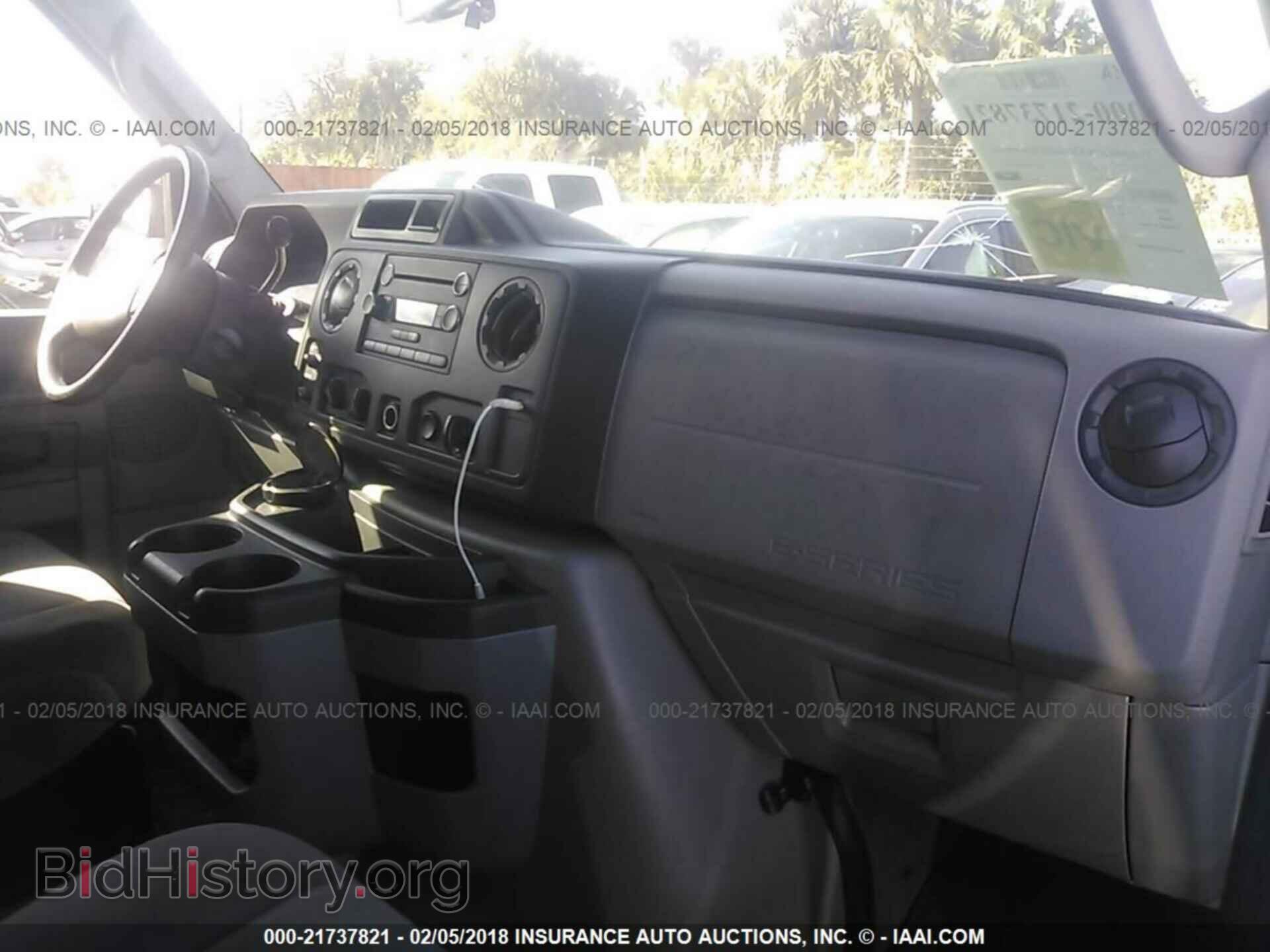2012 Ford Econoline - VIN: 1FBSS3BL4CDA32303 - Фото 5