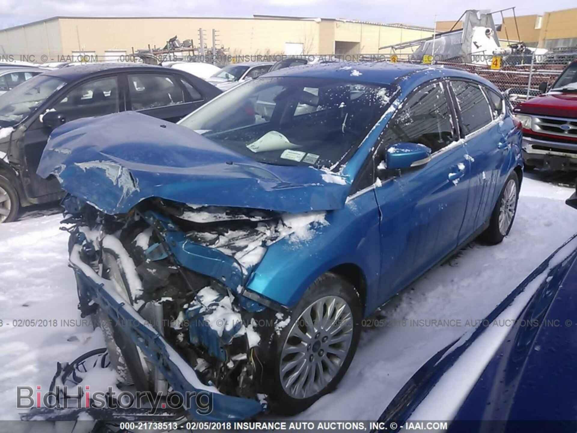 2012 Ford Focus - VIN: 1FAHP3N23CL293718 - Photo 2