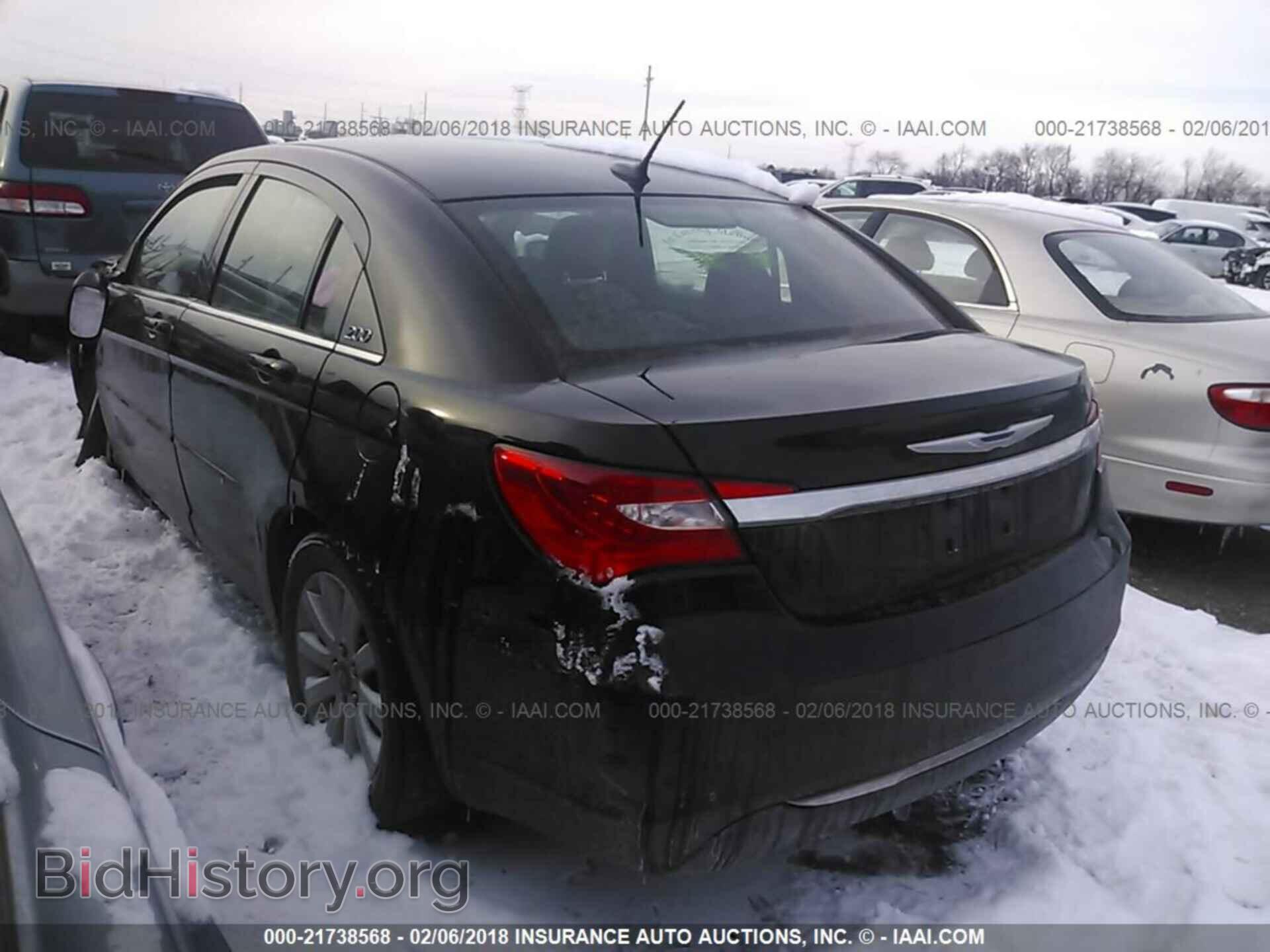 2013 Chrysler 200 - VIN: 1C3CCBBB8DN588760 - Фото 3