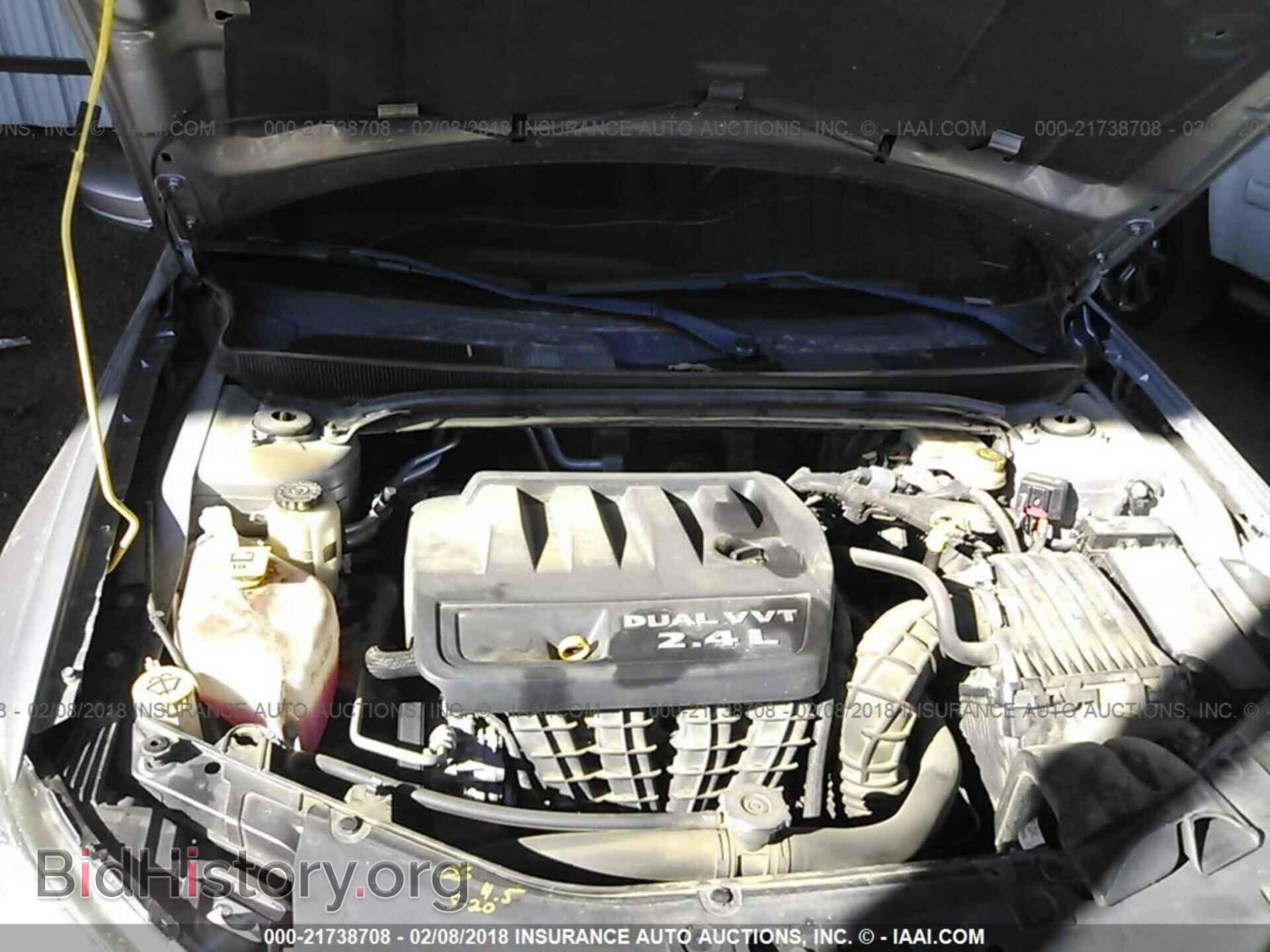 2014 Chrysler 200 - VIN: 1C3CCBAB1EN236946 - Photo 10
