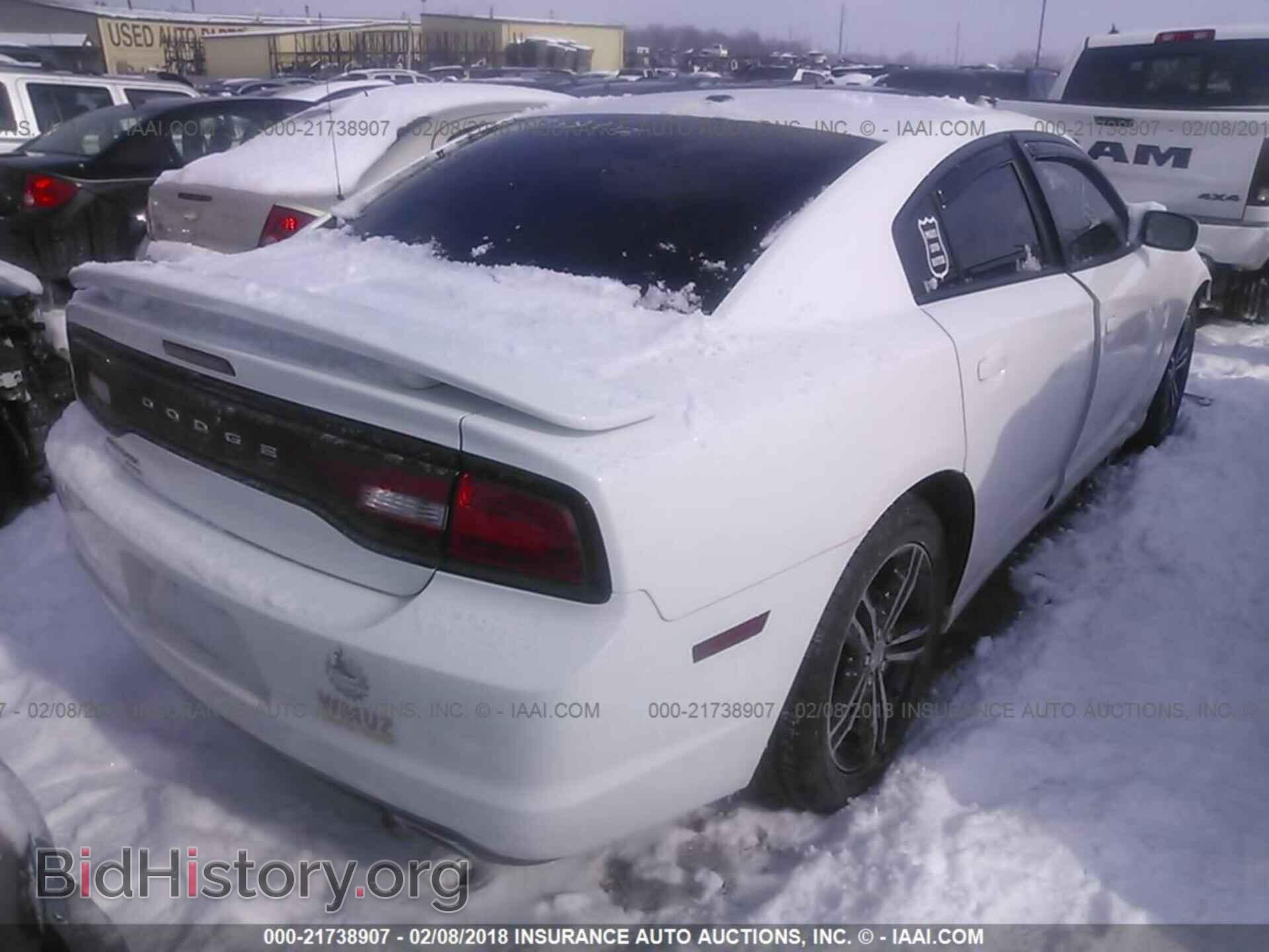 2013 Dodge Charger - VIN: 2C3CDXJG9DH615755 - Photo 4