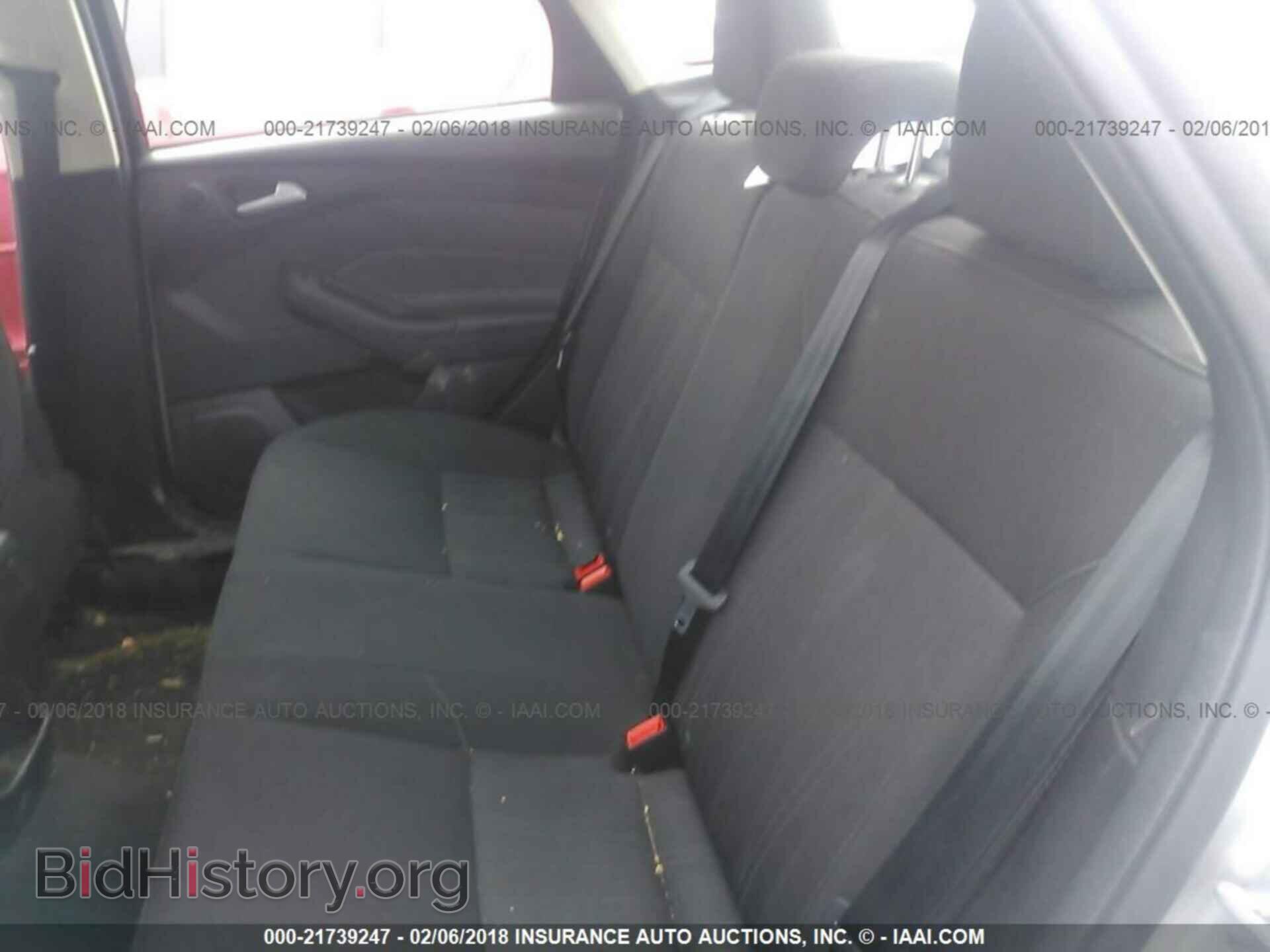 2017 Ford Focus - VIN: 1FADP3H26HL331167 - Photo 8