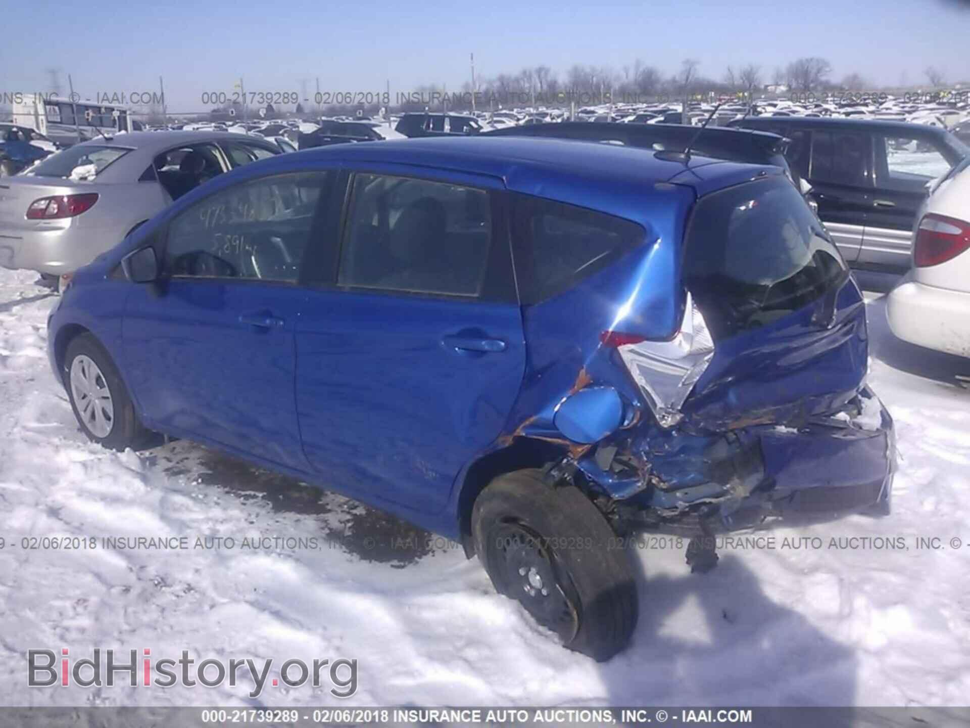 2017 Nissan Versa note - VIN: 3N1CE2CP6HL377999 - Фото 3