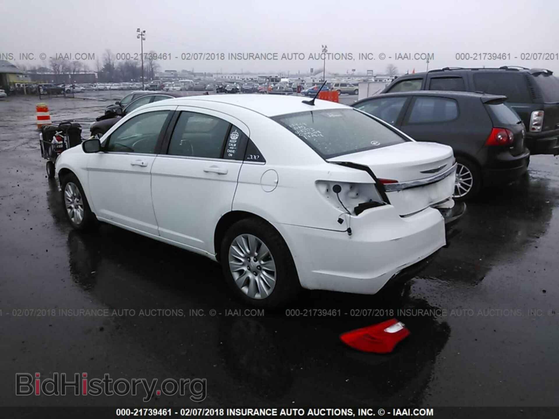 2012 Chrysler 200 - VIN: 1C3CCBAB7CN113973 - Фото 3