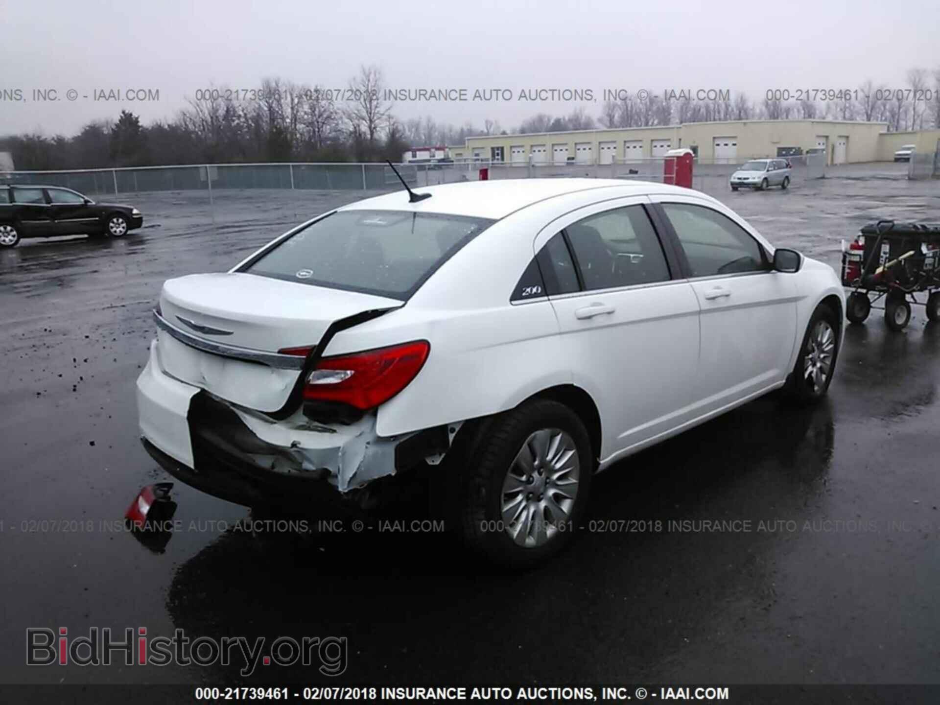 2012 Chrysler 200 - VIN: 1C3CCBAB7CN113973 - Фото 4