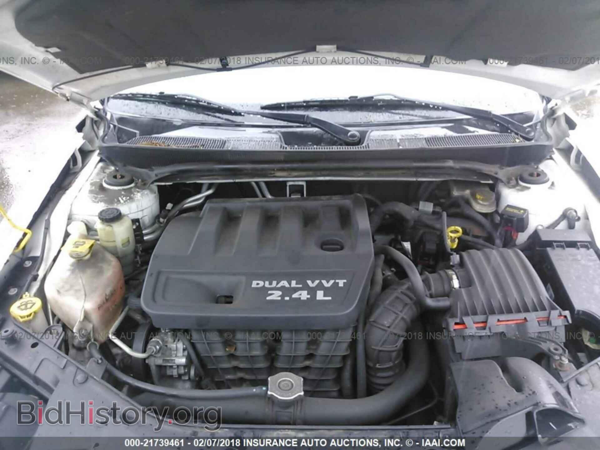 2012 Chrysler 200 - VIN: 1C3CCBAB7CN113973 - Фото 10