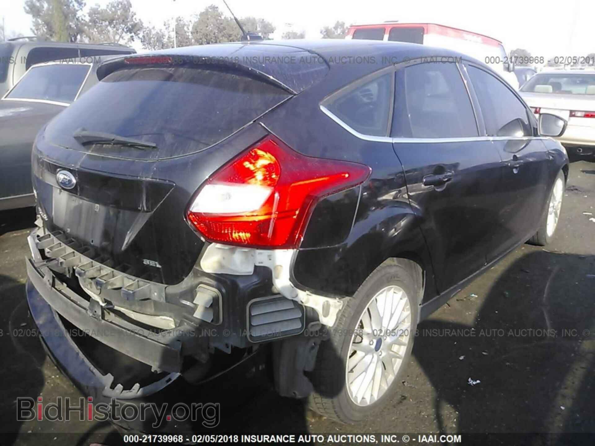 2012 Ford Focus - VIN: 1FAHP3M28CL141130 - Фото 4