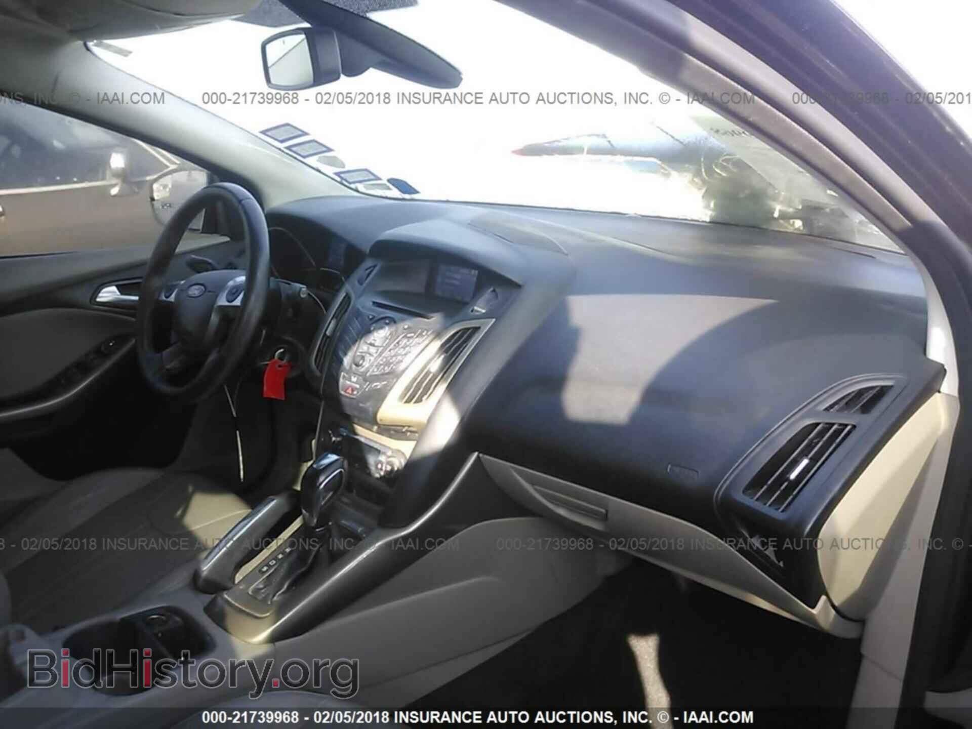 2012 Ford Focus - VIN: 1FAHP3M28CL141130 - Фото 5