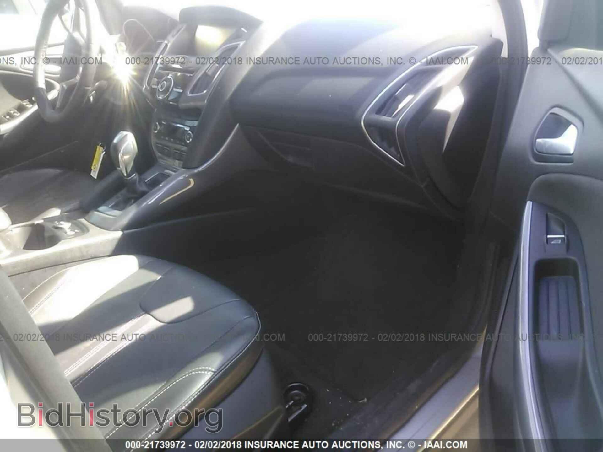 2014 Ford Focus - VIN: 1FADP3N29EL380959 - Photo 5