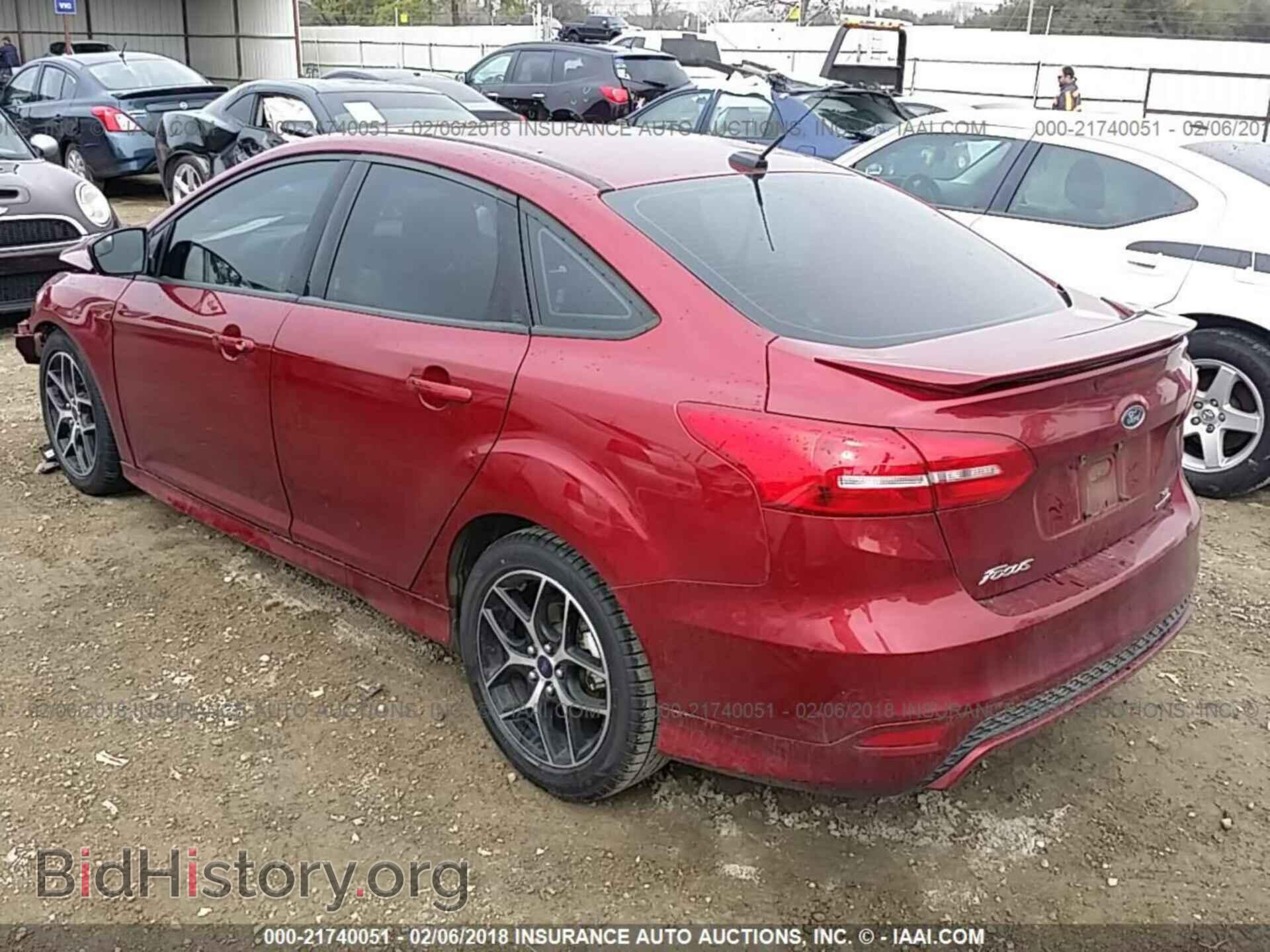 2016 Ford Focus - VIN: 1FADP3F21GL261367 - Фото 3