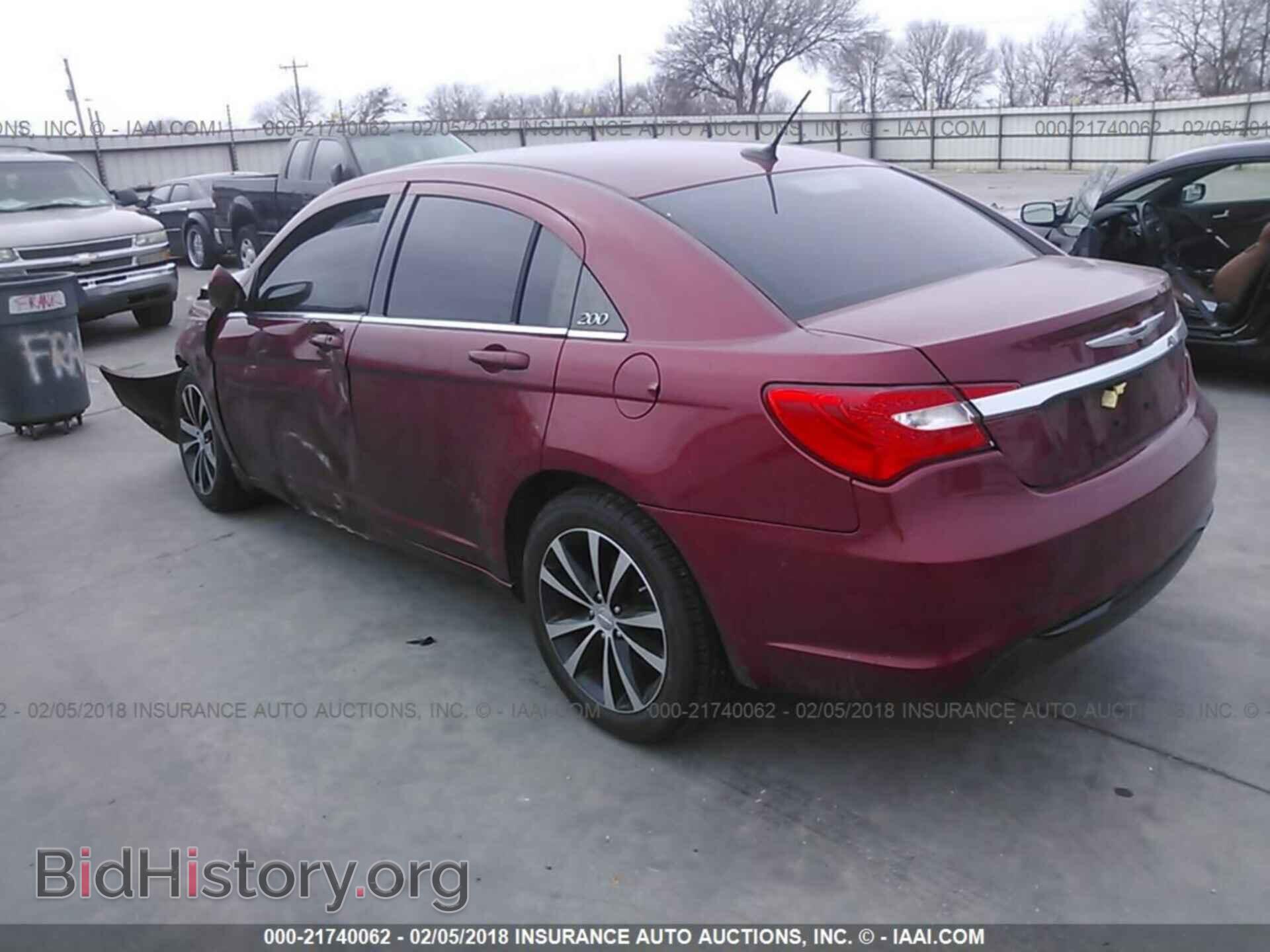 2013 Chrysler 200 - VIN: 1C3CCBBB0DN542033 - Photo 3