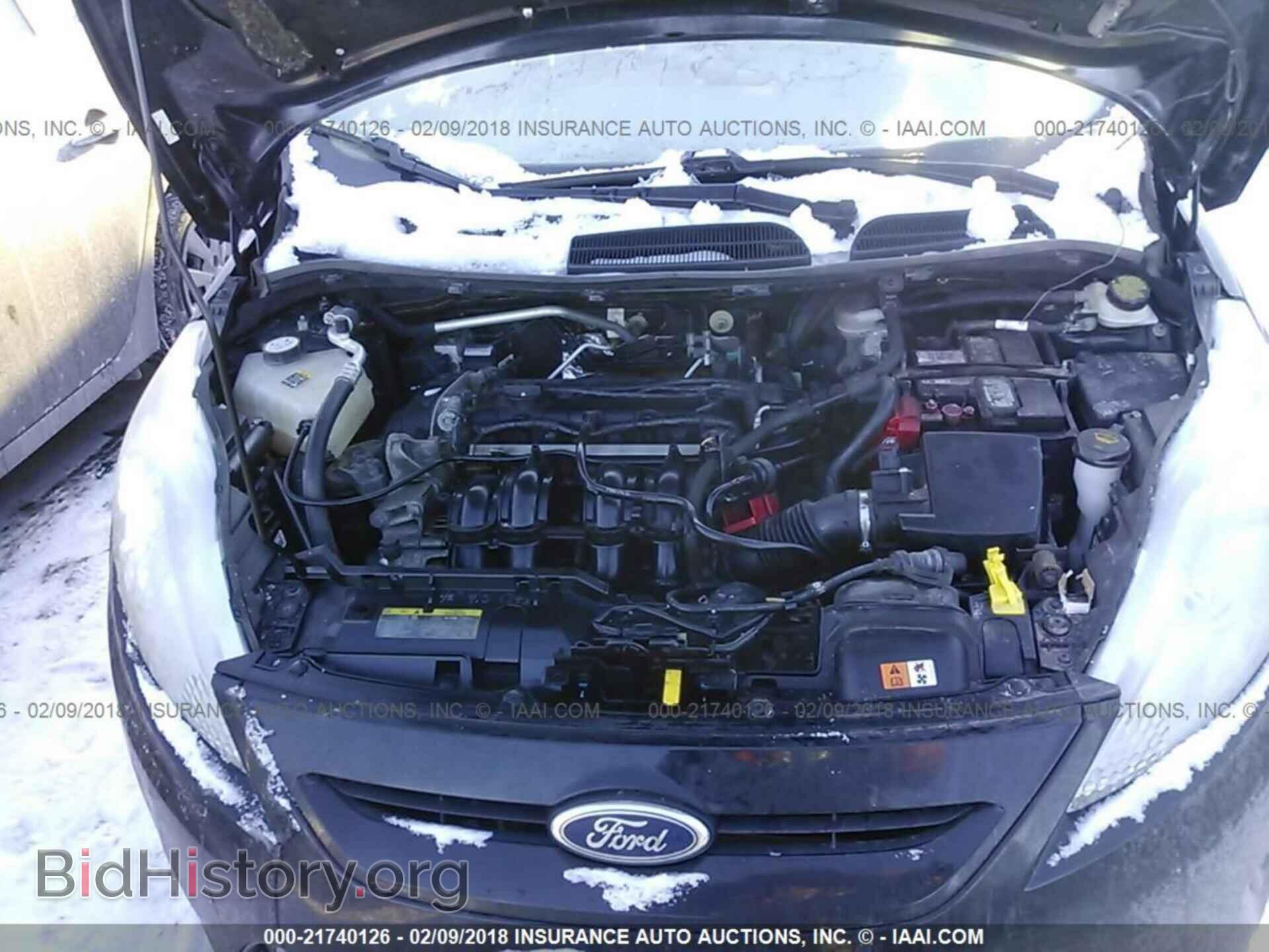 2011 Ford Fiesta - VIN: 3FADP4EJ4BM137972 - Photo 10