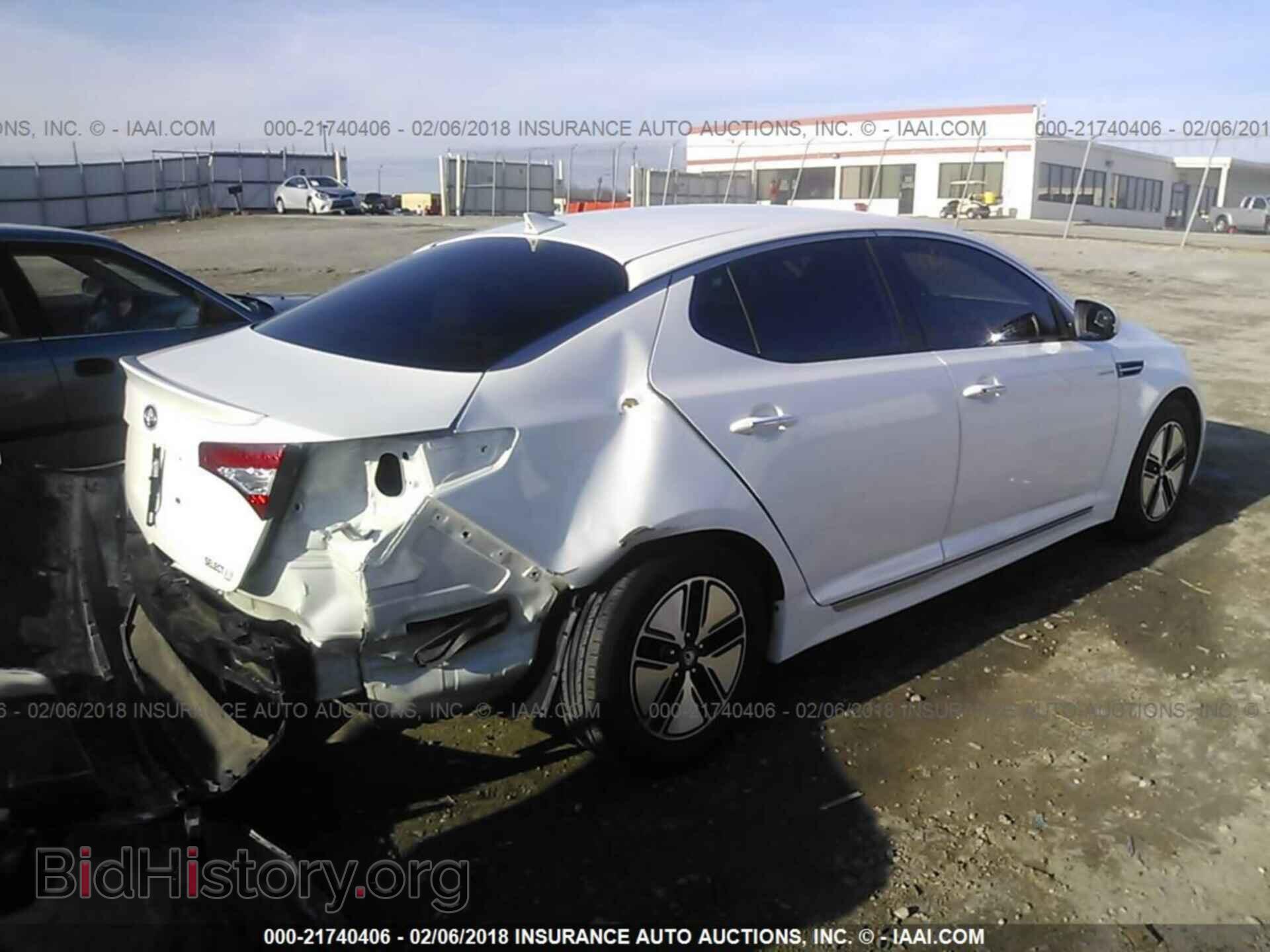 2013 Kia Optima - VIN: KNAGM4AD1D5043733 - Photo 4