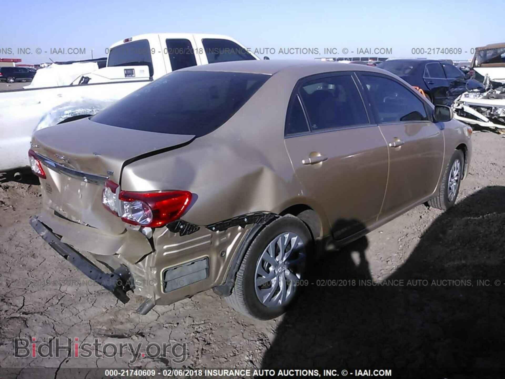 2013 Toyota Corolla - VIN: 5YFBU4EE7DP206758 - Photo 4