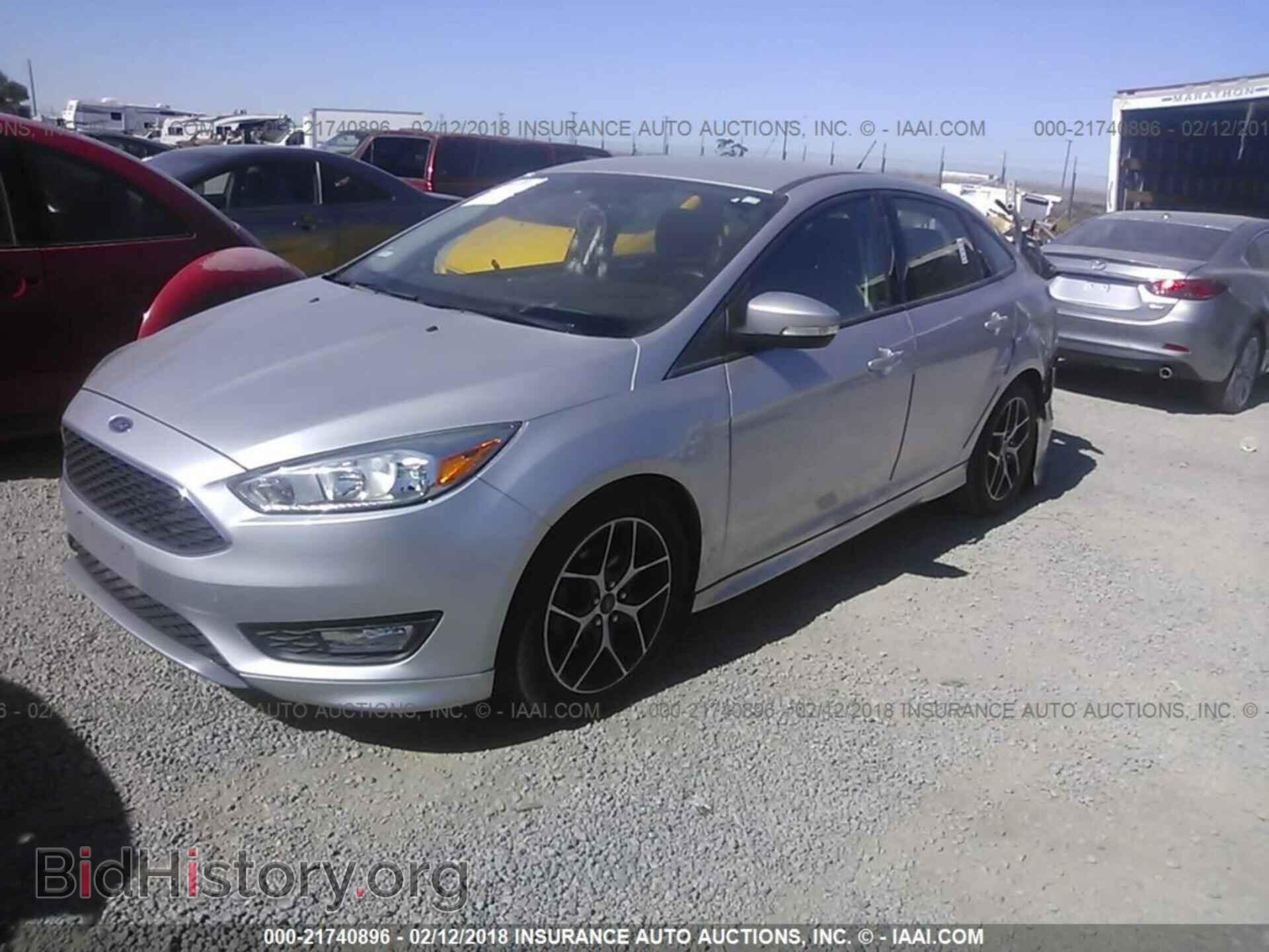 2015 Ford Focus - VIN: 1FADP3F2XFL281311 - Photo 2