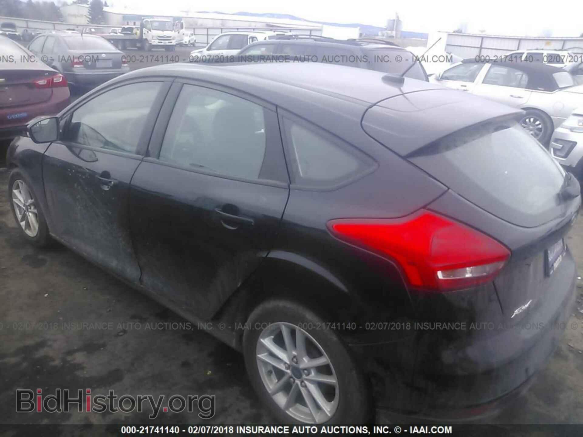 2016 Ford Focus - VIN: 1FADP3K29GL283459 - Фото 3
