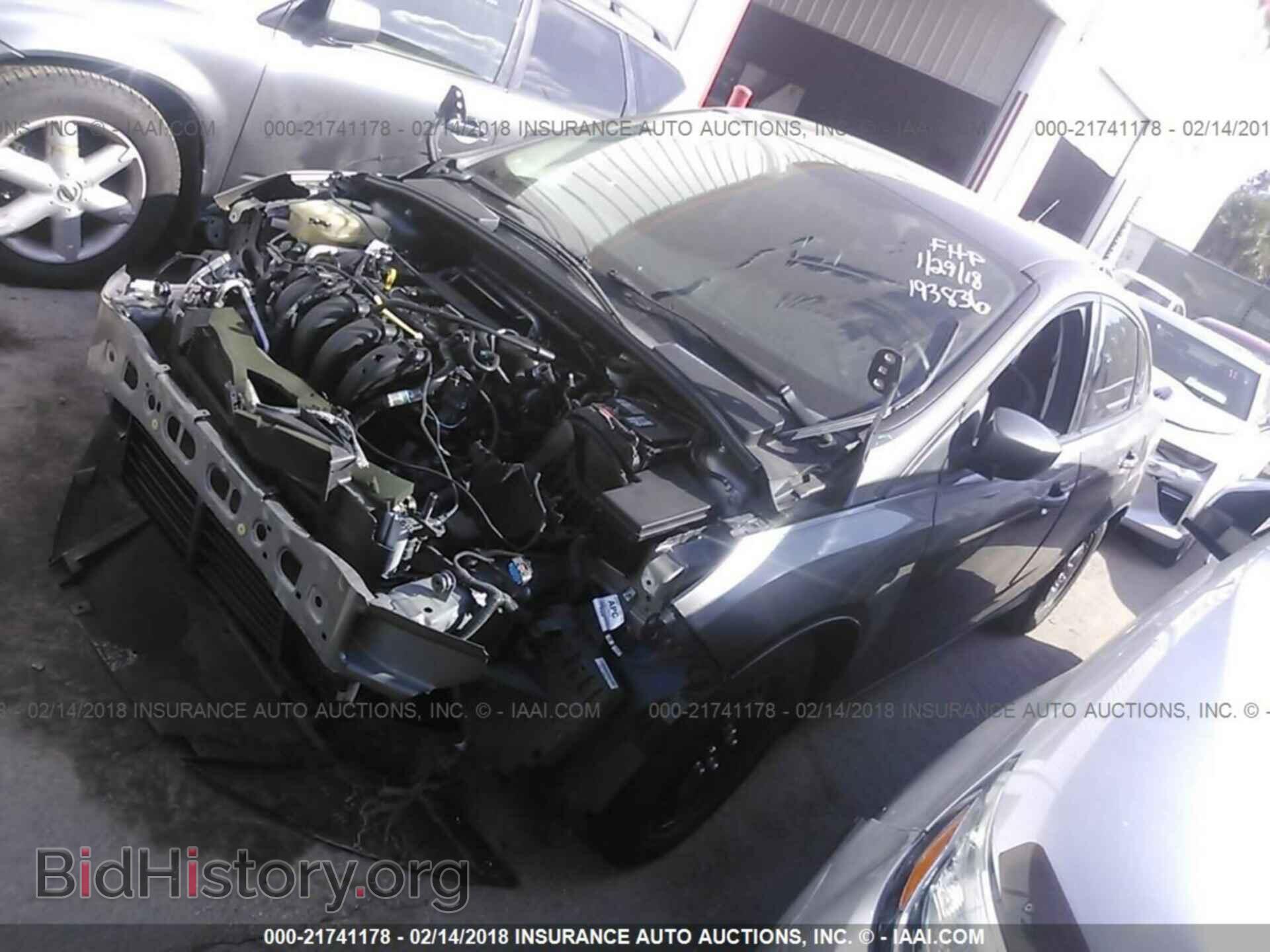 2012 Ford Focus - VIN: 1FAHP3F26CL265748 - Фото 2