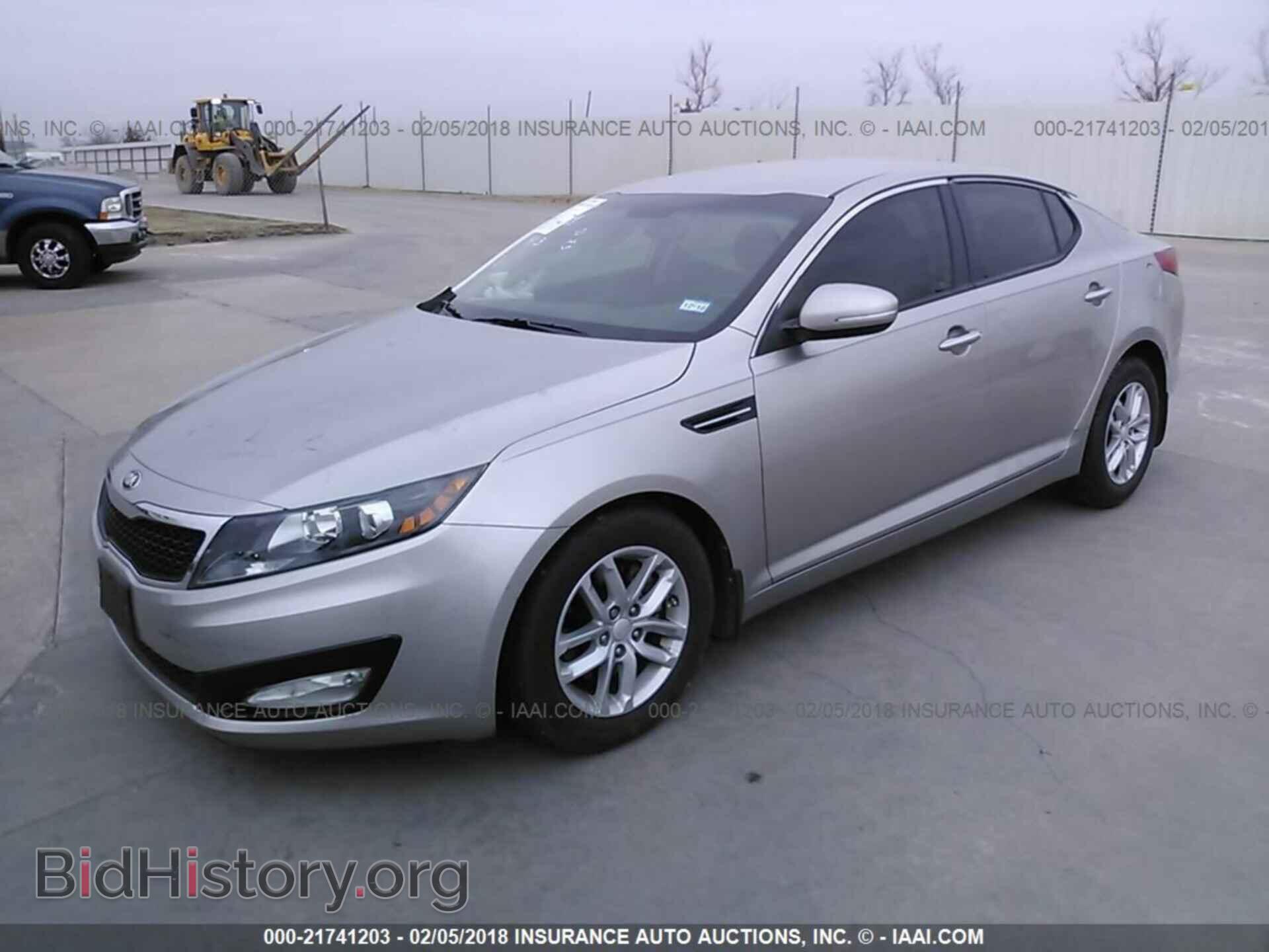 2013 Kia Optima - VIN: 5XXGM4A71DG162374 - Photo 2